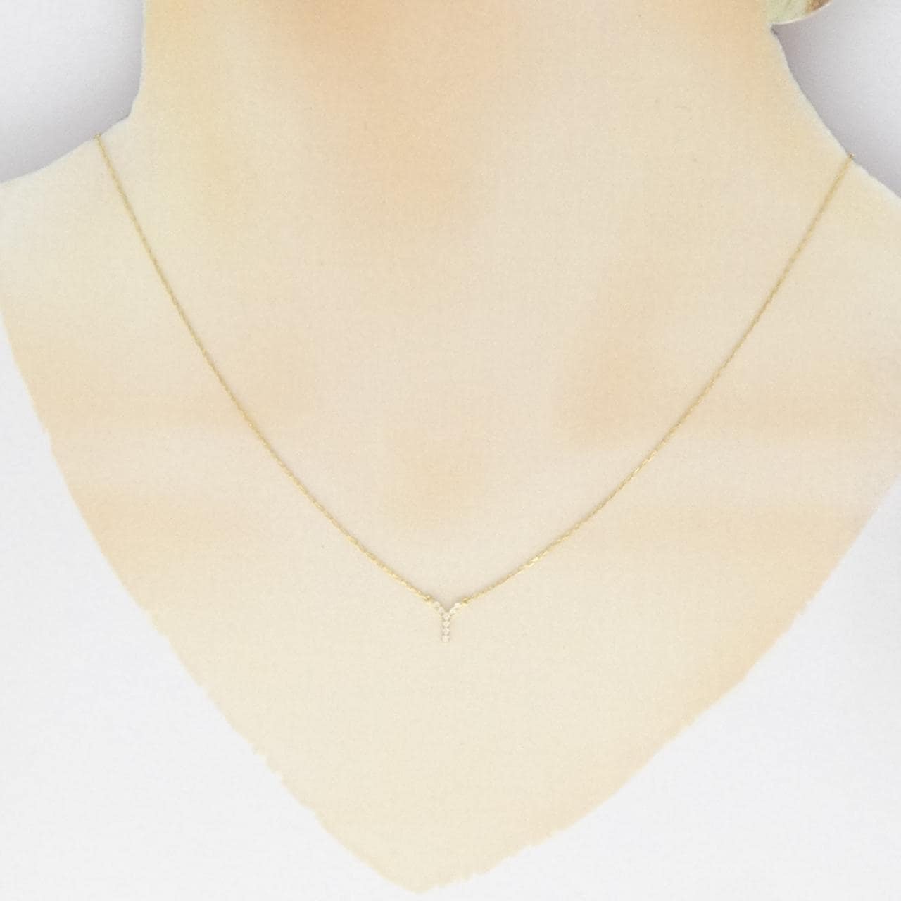 AHKAH首字母项链 0.03CT