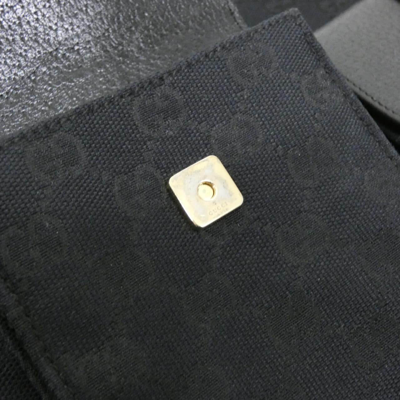 Gucci 153025肩背包