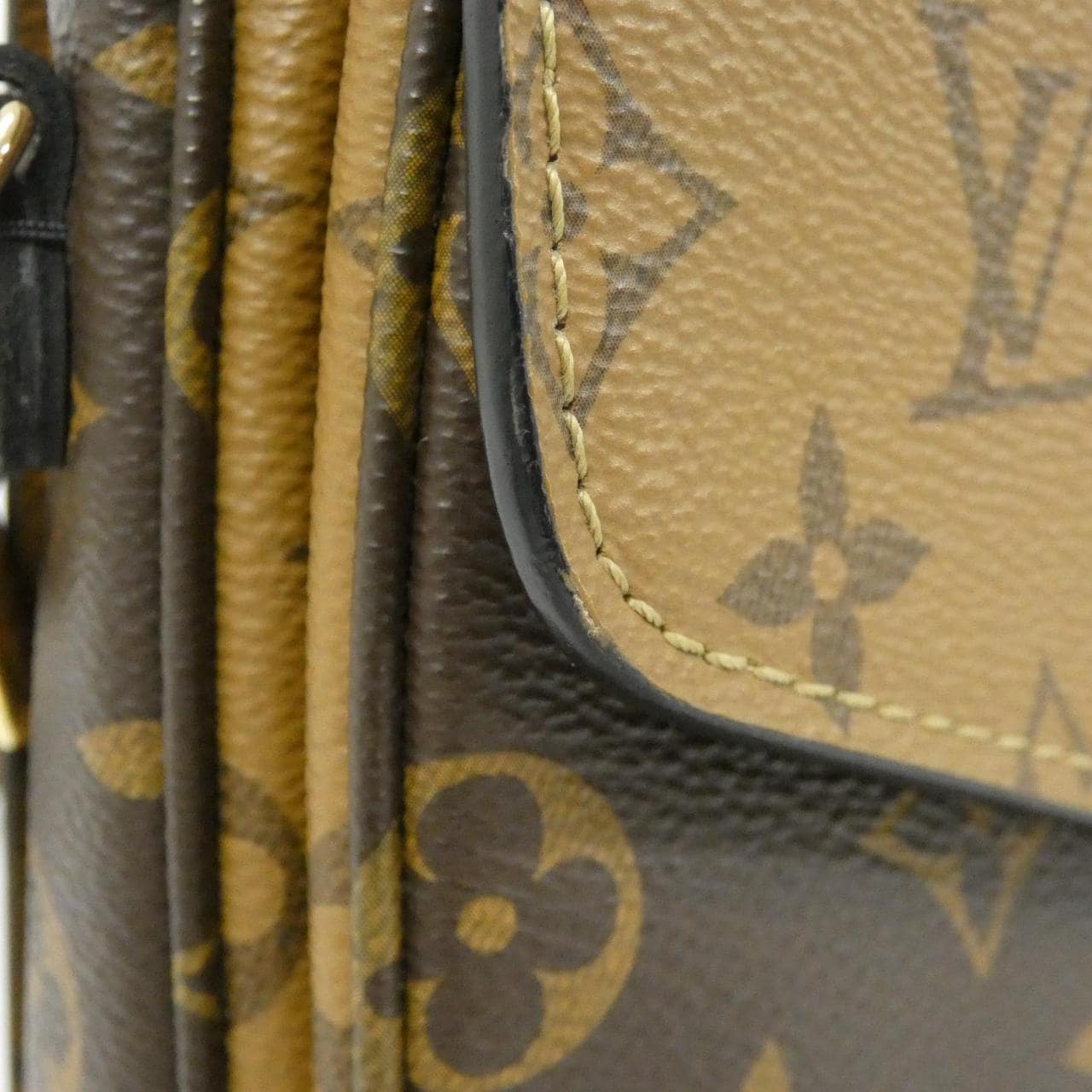 ルイヴィトン モノグラム リバース ポシェット メティス MM M44876 バッグ