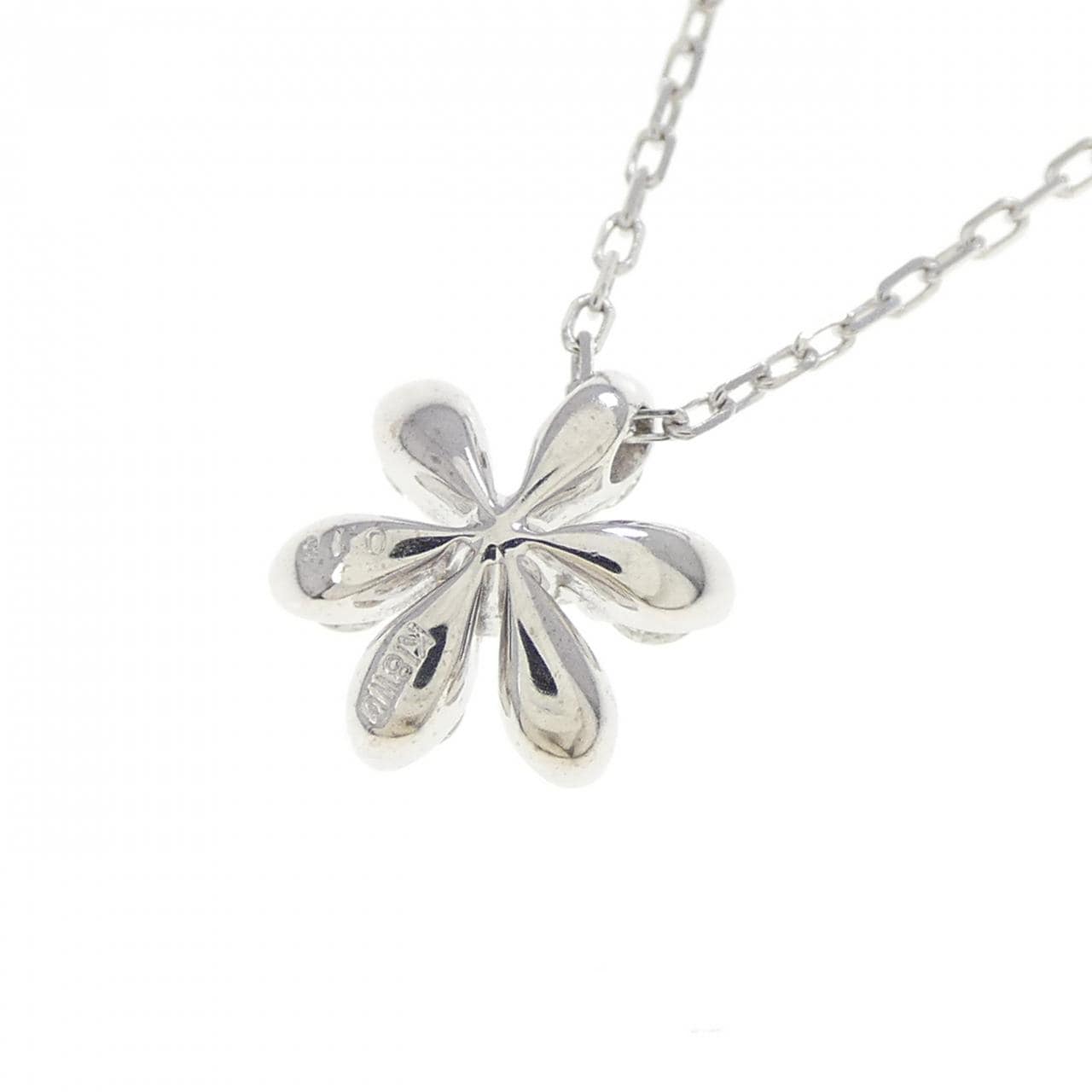 K18WG フラワー ダイヤモンド ネックレス 0.16CT