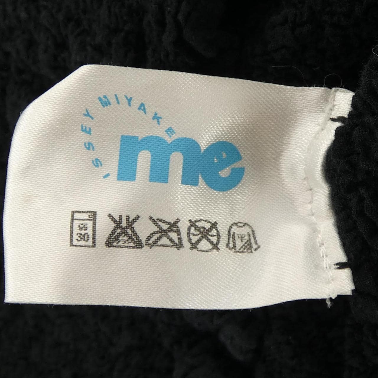 ミーイッセイミヤケ me ISSEY MIYAKE MI92FK009 トップス
