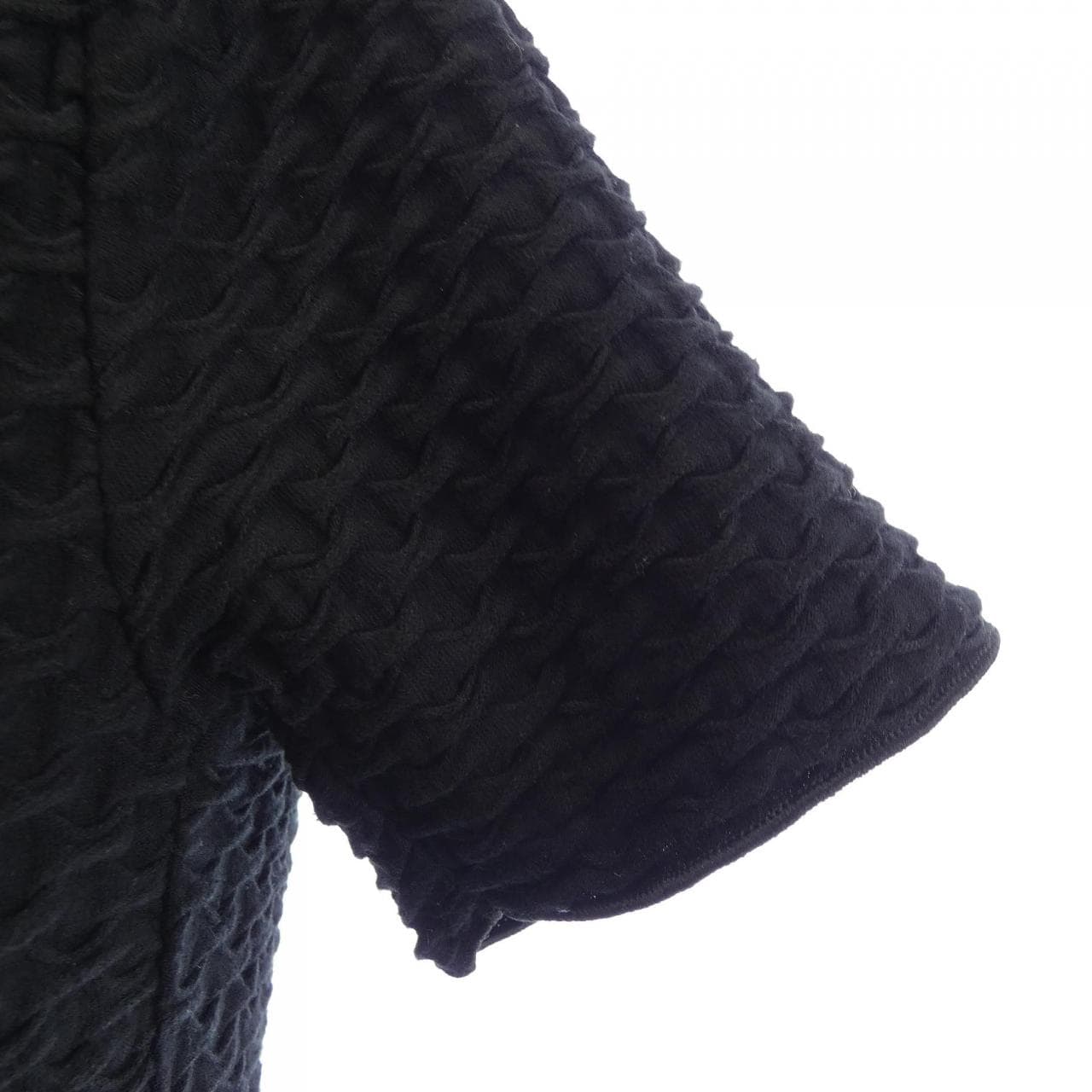 エンポリオアルマーニ EMPORIO ARMANI トップス