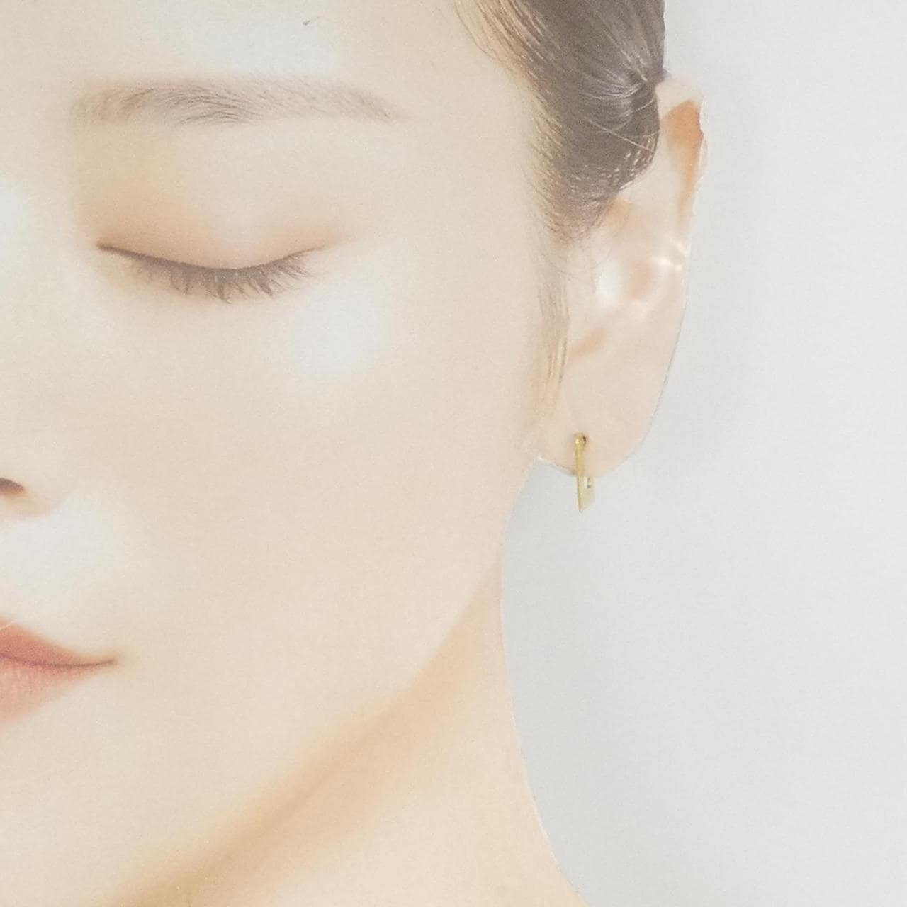 K18YG earrings