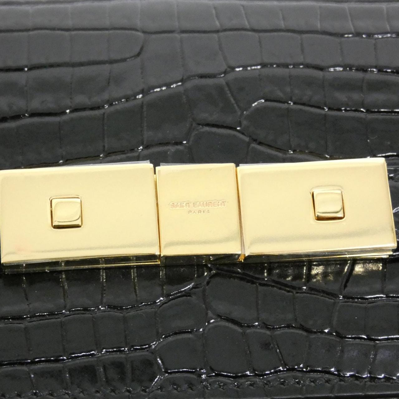 サンローラン マンハッタン 579271 DND0J ショルダーバッグ