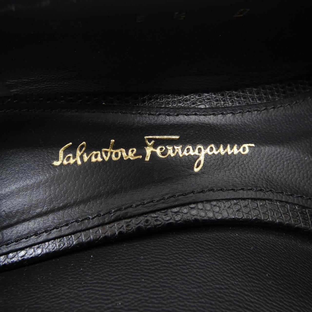 サルヴァトーレフェラガモ SALVATORE FERRAGAMO パンプス