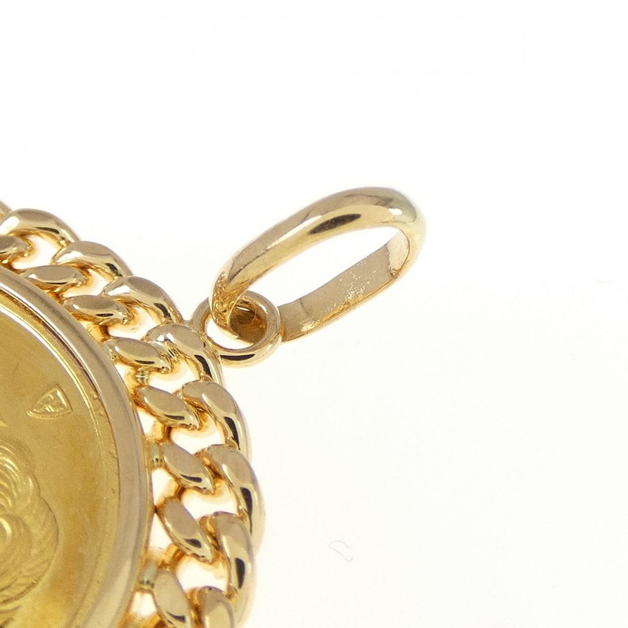 K18YG (frame) coin pendant