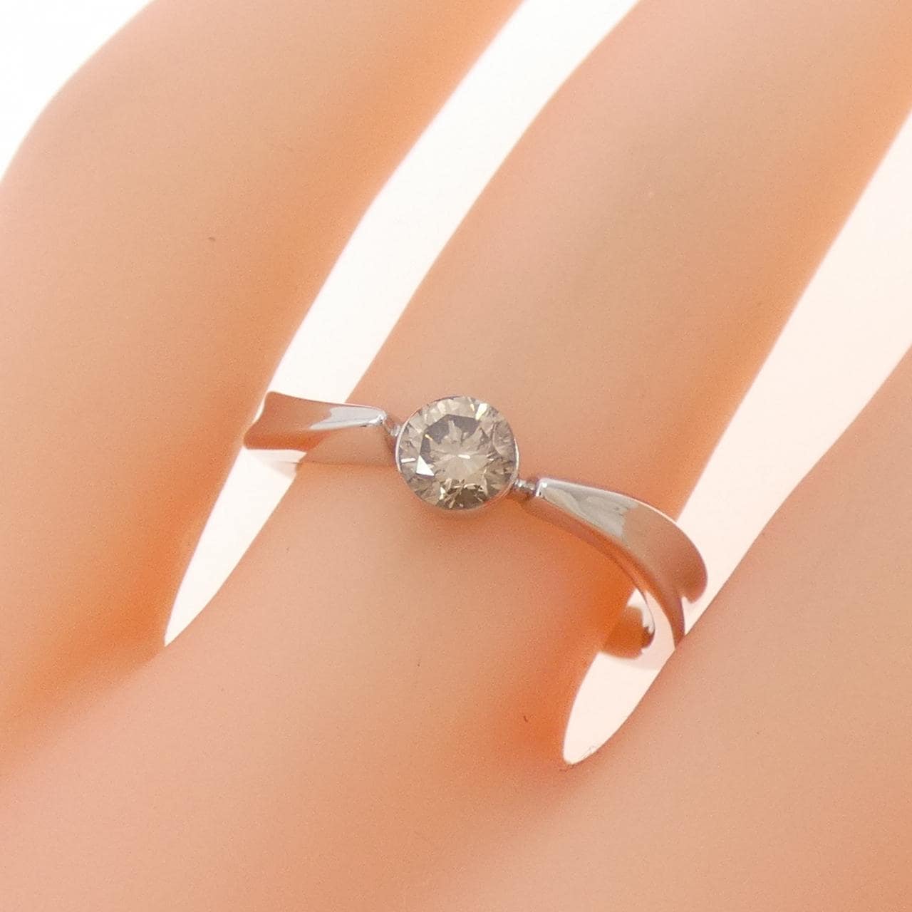 K18WG ダイヤモンド リング 0.30CT