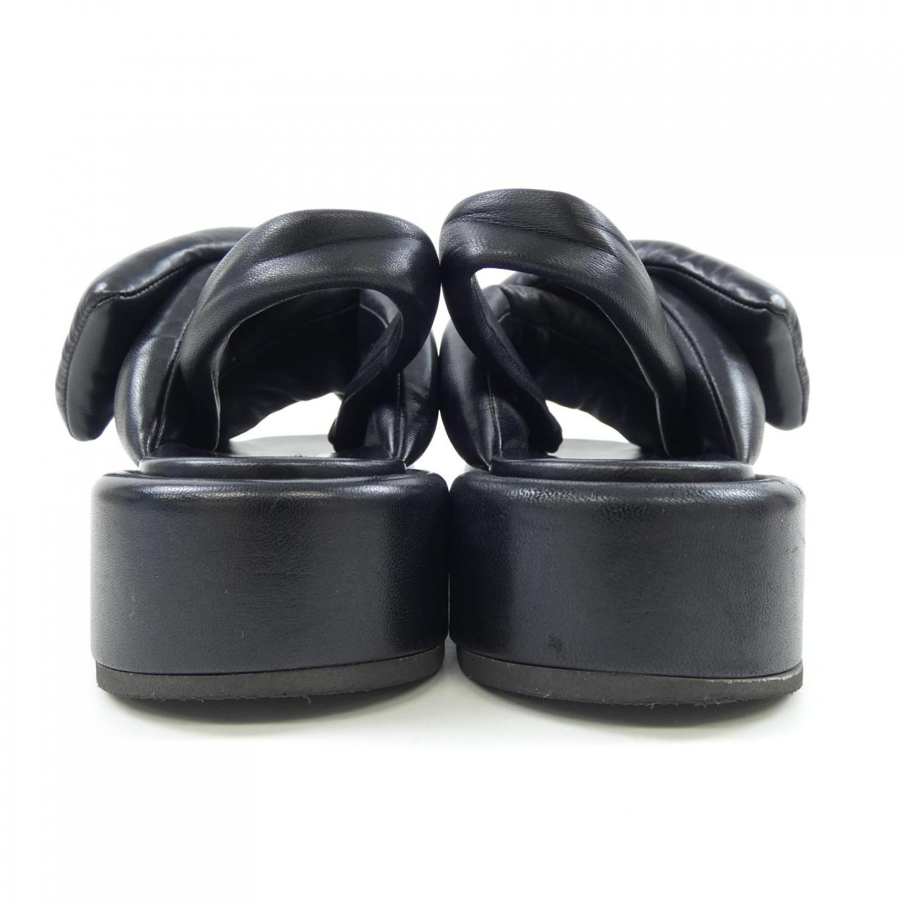 プラダ PRADA トライアングルロゴ 1XZ758 サンダル