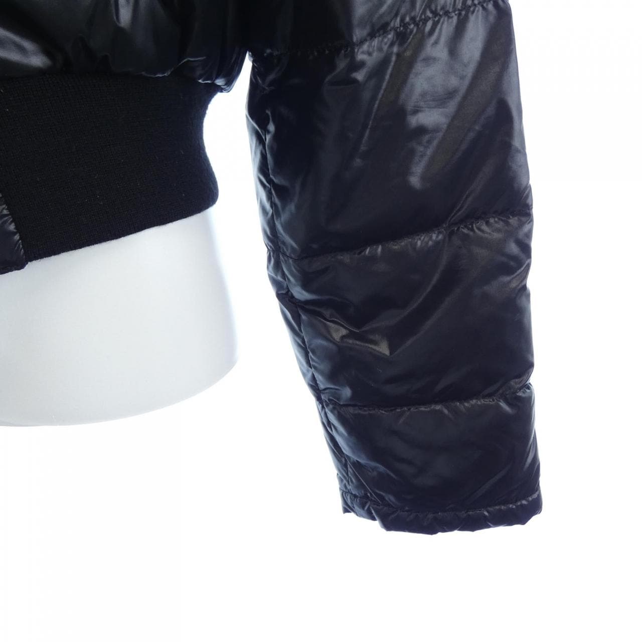 モンクレール MONCLER 45345/91 ダウンジャケット