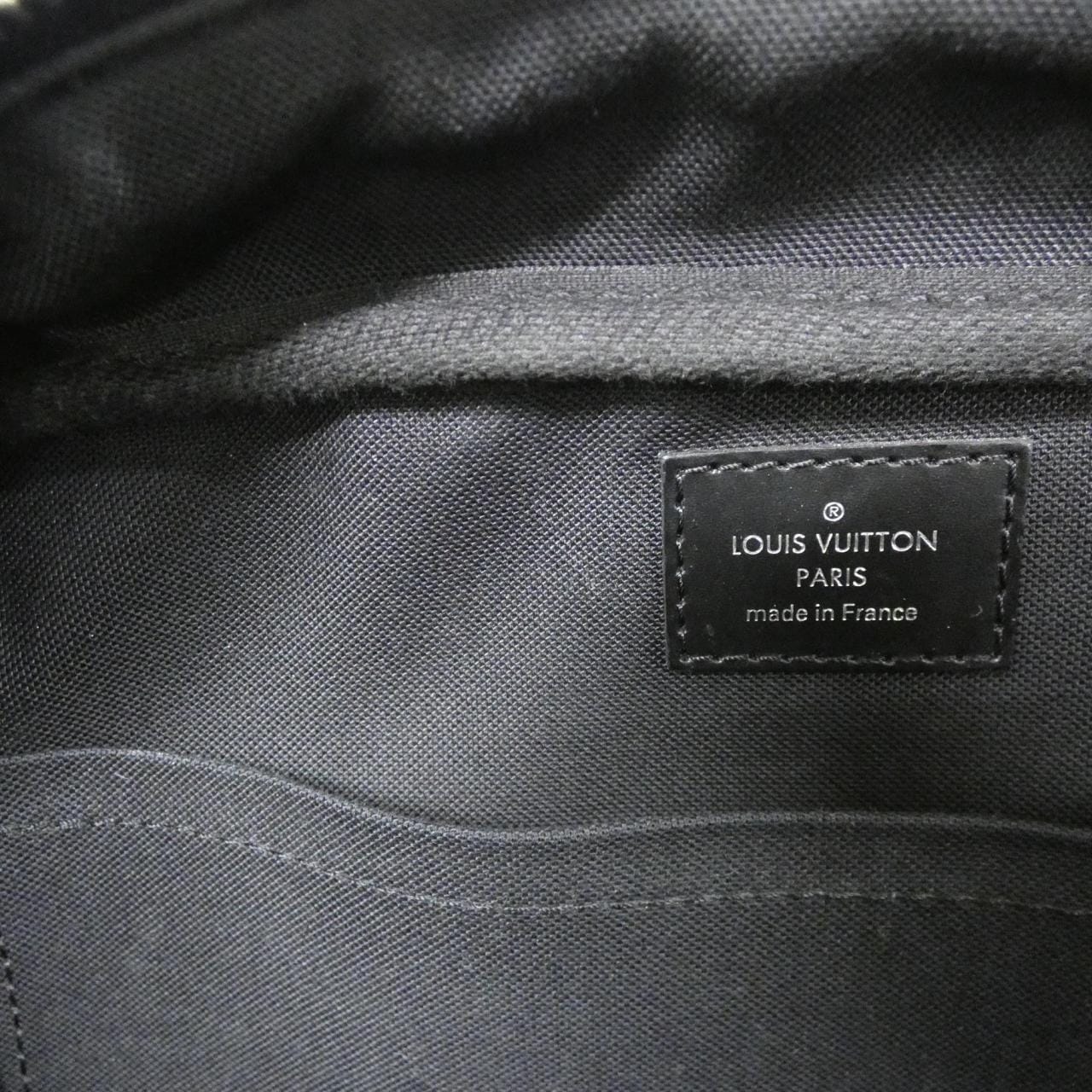 ルイヴィトン ダミエ グラフィット アンブレール N41289 ショルダーバッグ