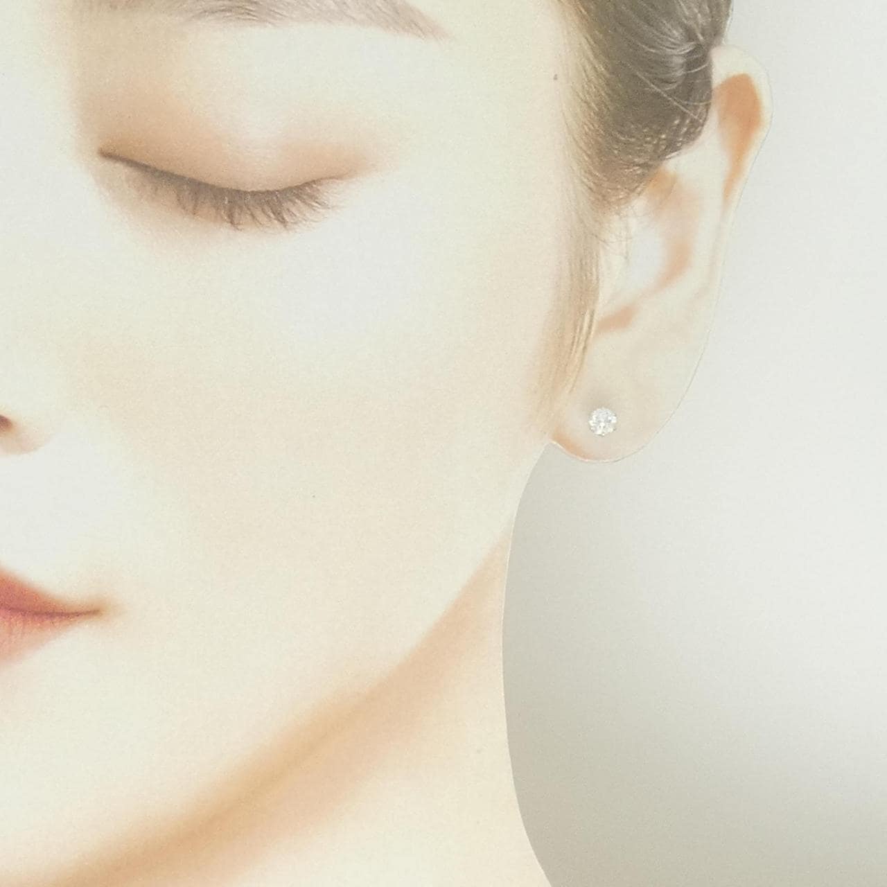 PT900 ソリティア ダイヤモンド ピアス 片耳
