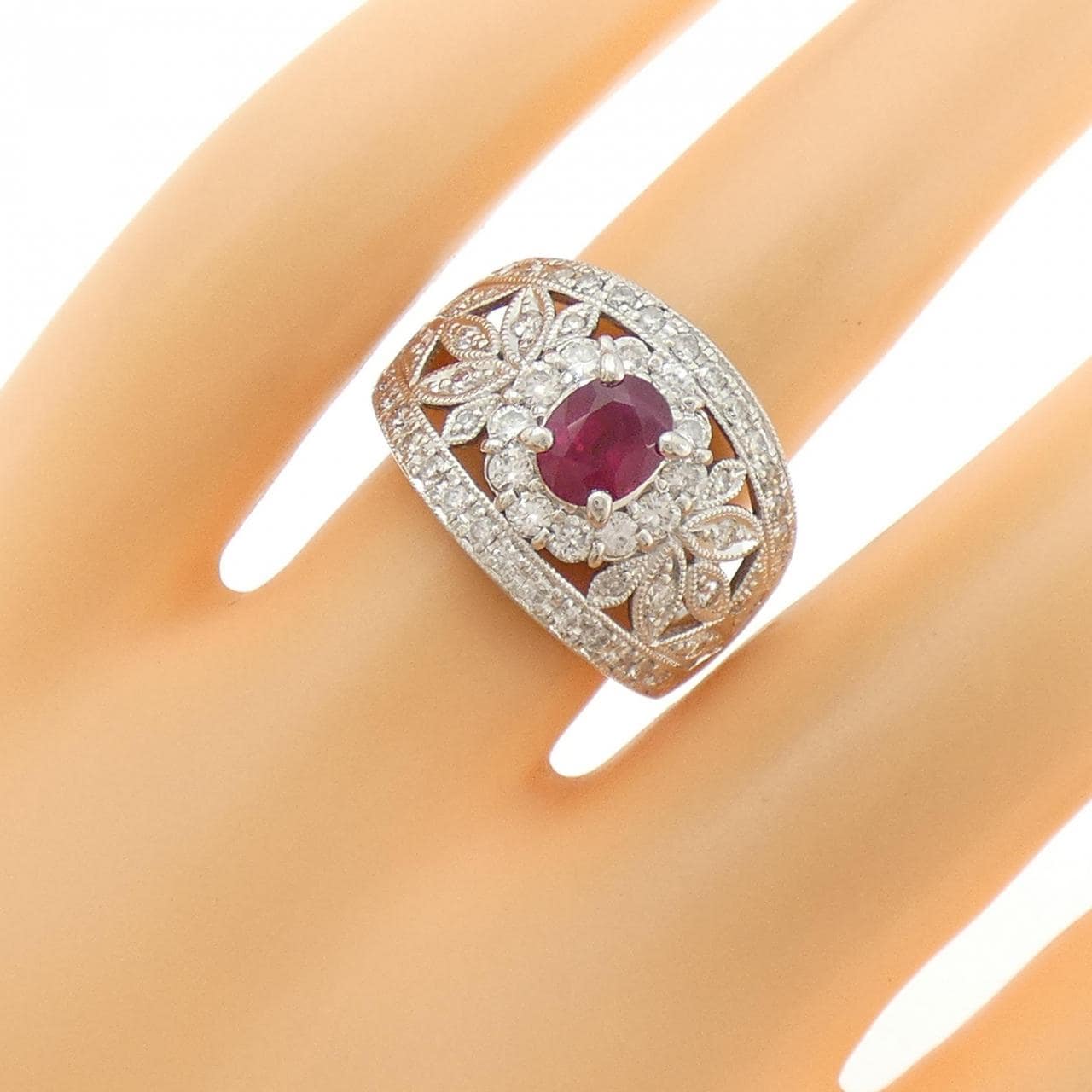 PT900 ルビー リング 0.81CT