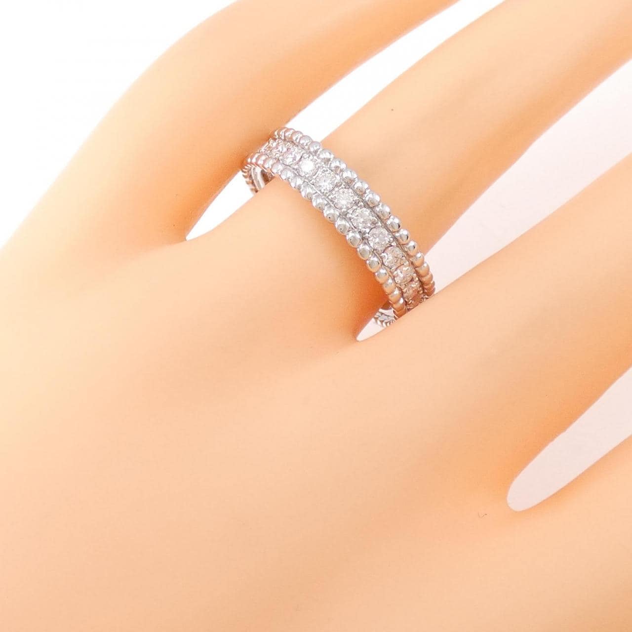 750WG Diamond ring 0.40CT