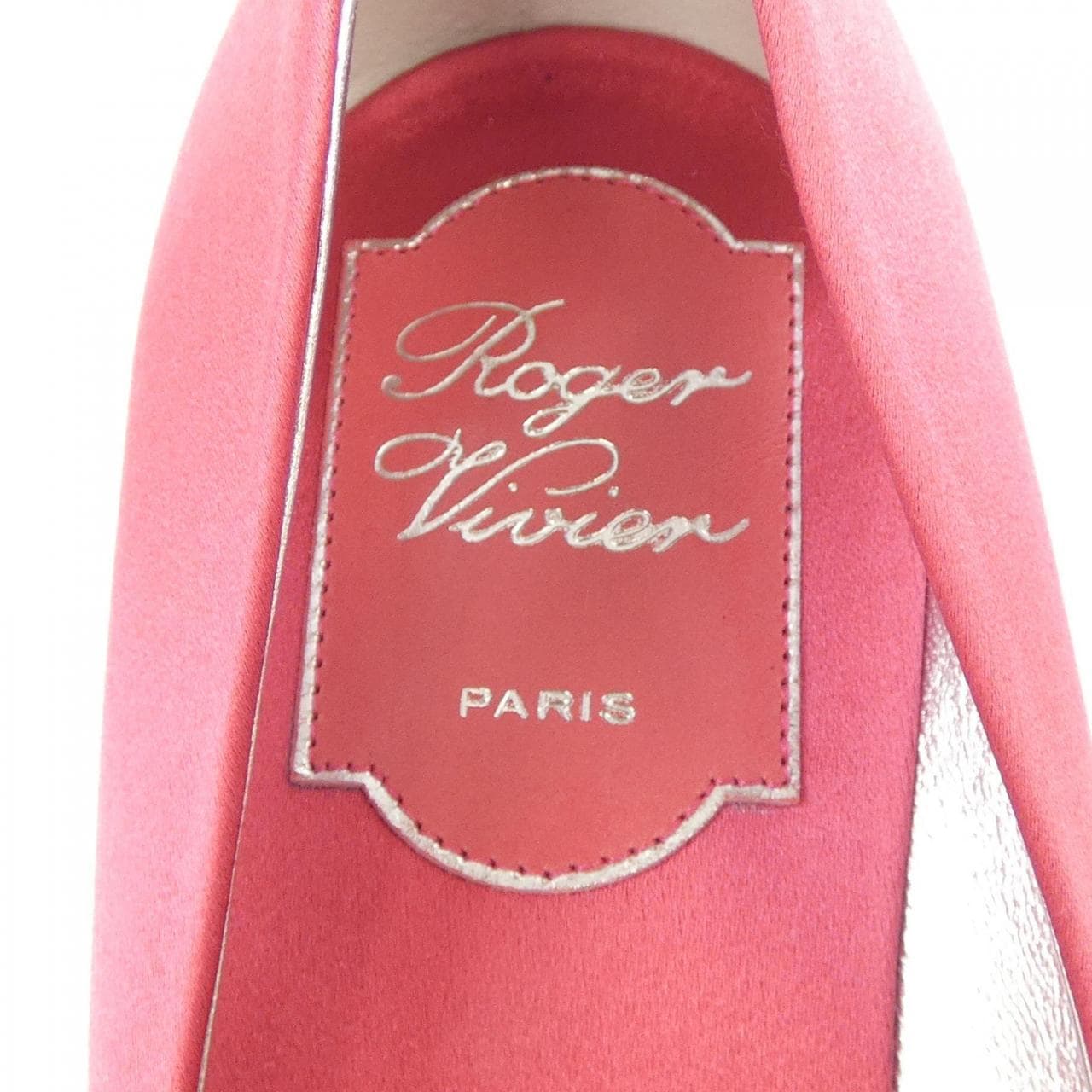 ロジェヴィヴィエ ROGER VIVIER パンプス