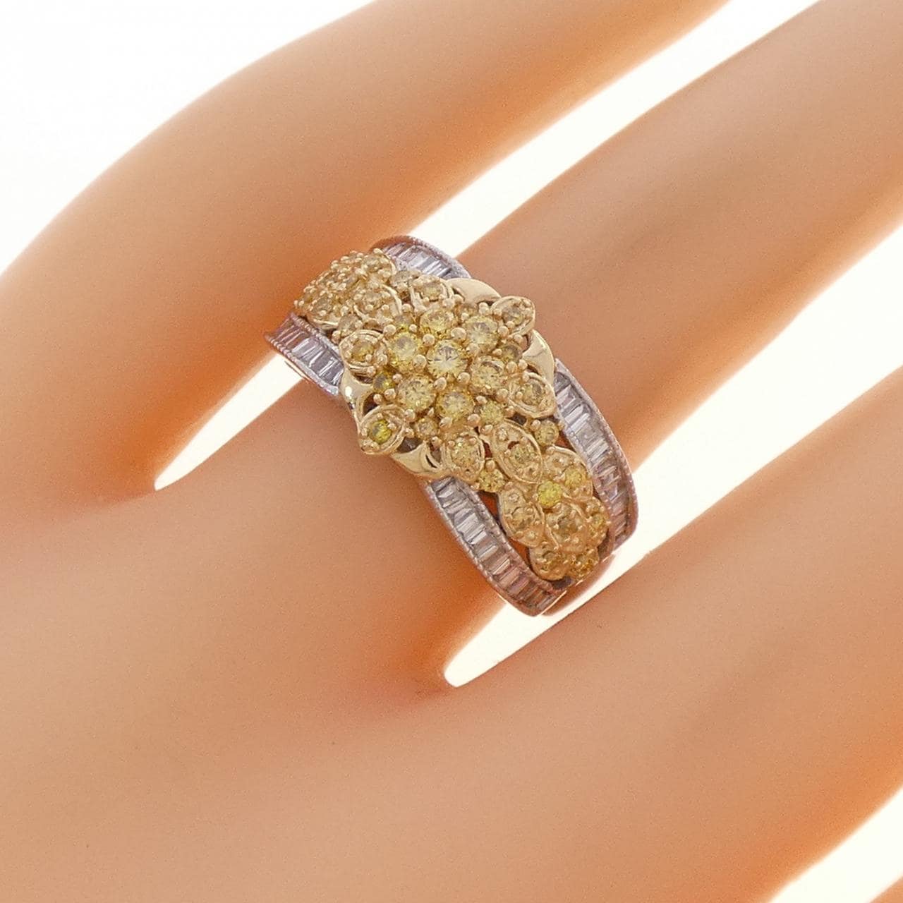 K18WG/K18YG ダイヤモンド リング 0.65CT