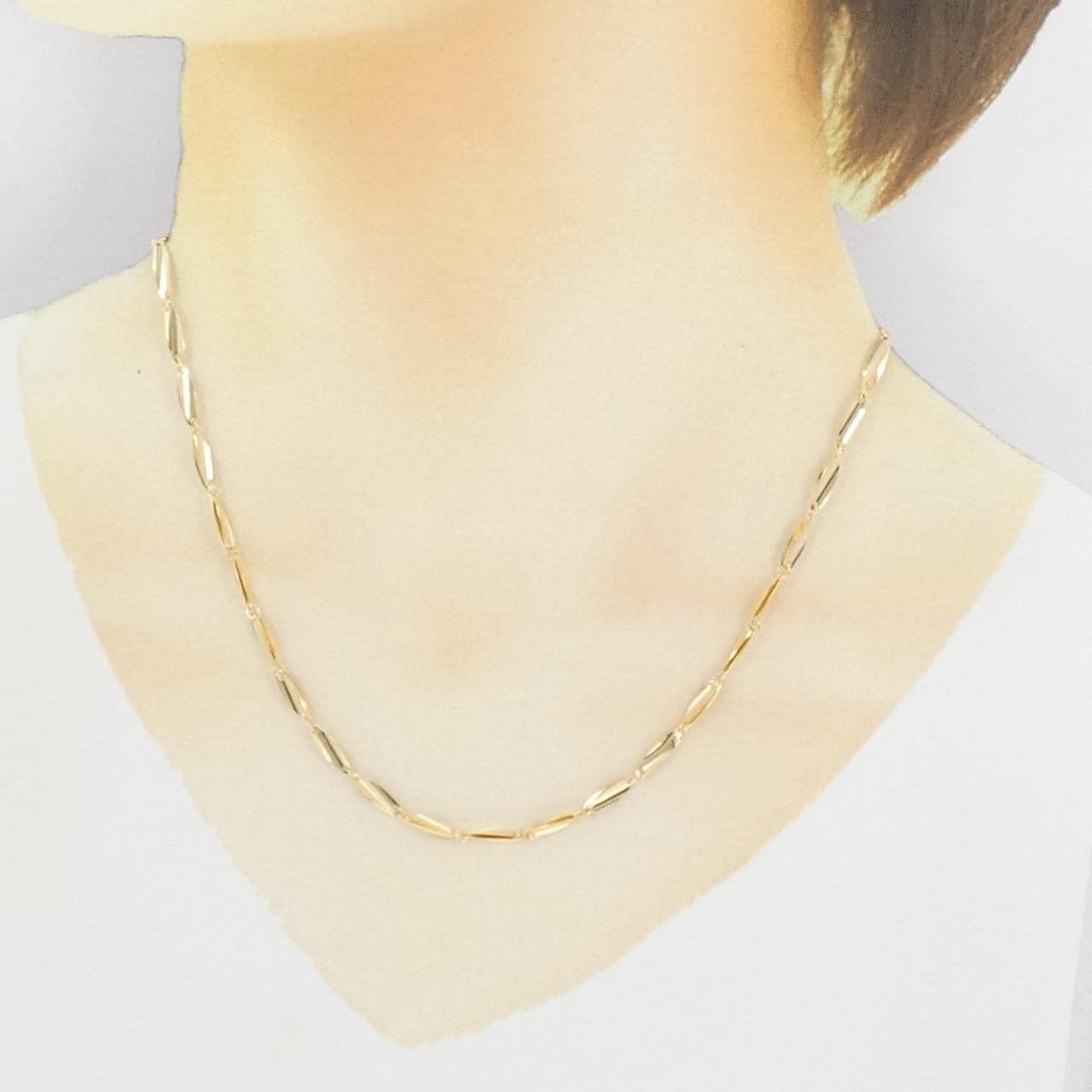 K18YG necklace