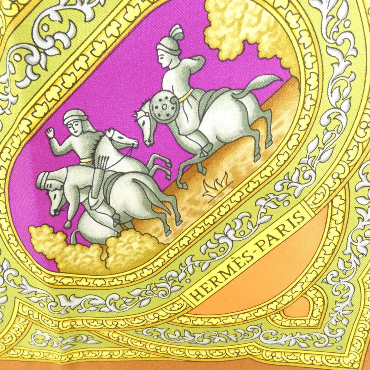 エルメス QALAMDAN カレ スカーフ