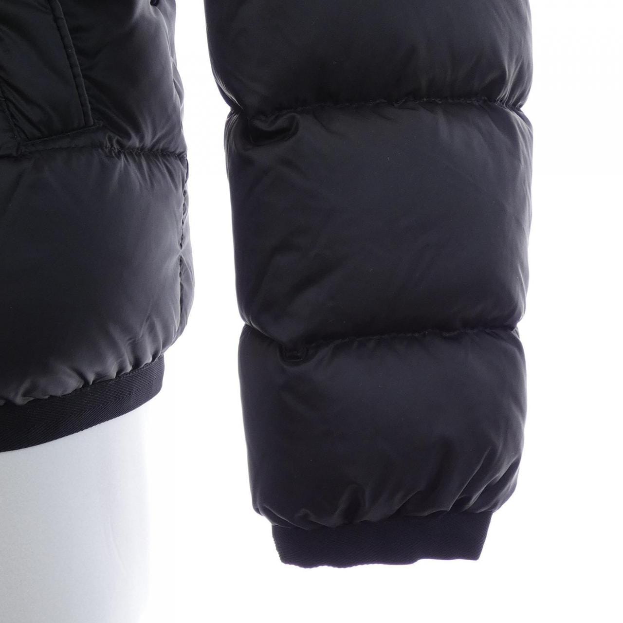 モンクレール MONCLER CLAMART ダウンジャケット