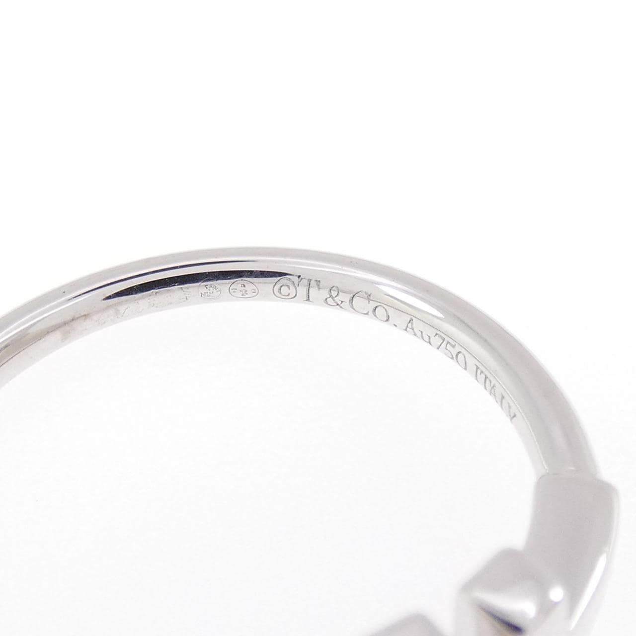 ティファニー Tワイヤー リング