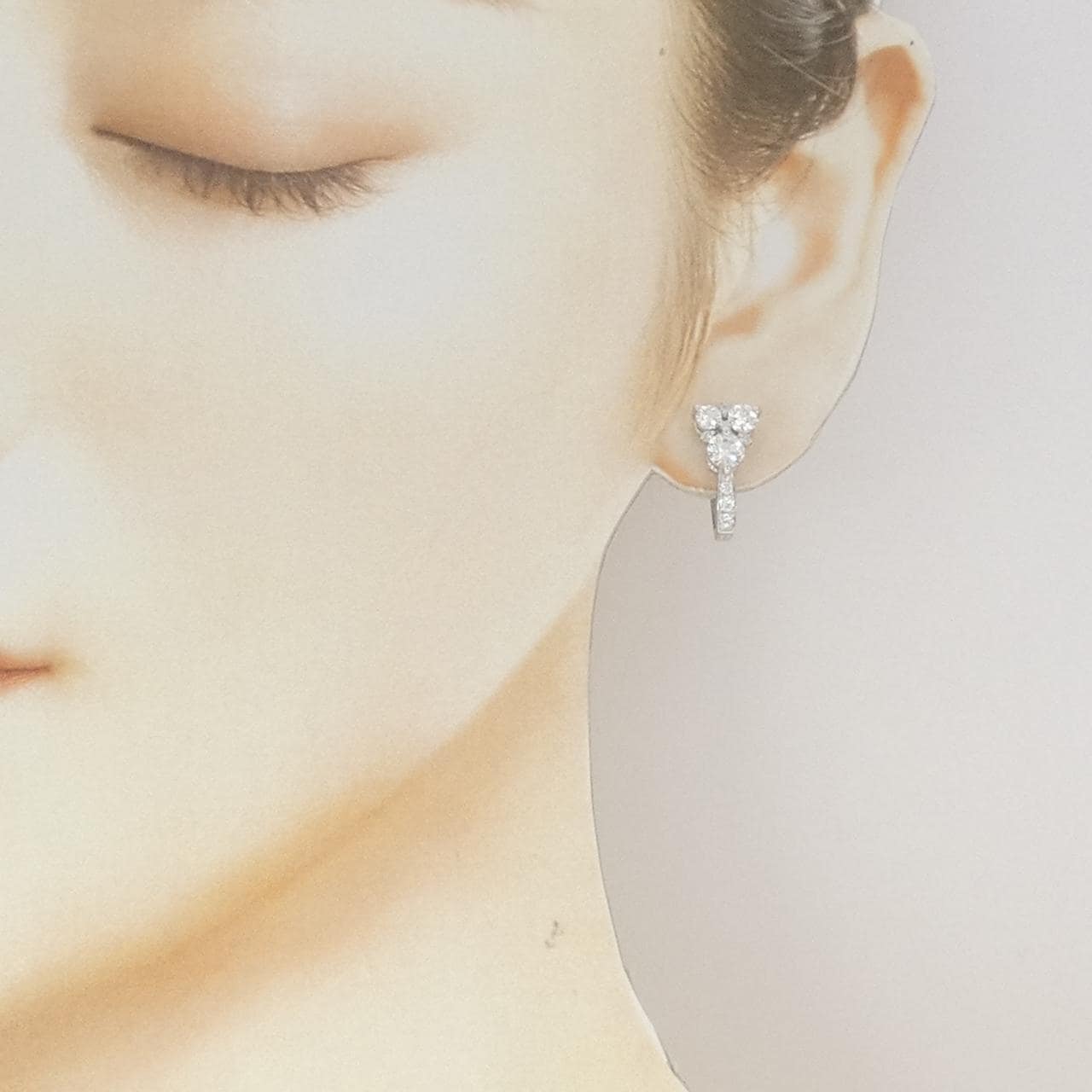 PT900 ダイヤモンド イヤリング 1.34CT