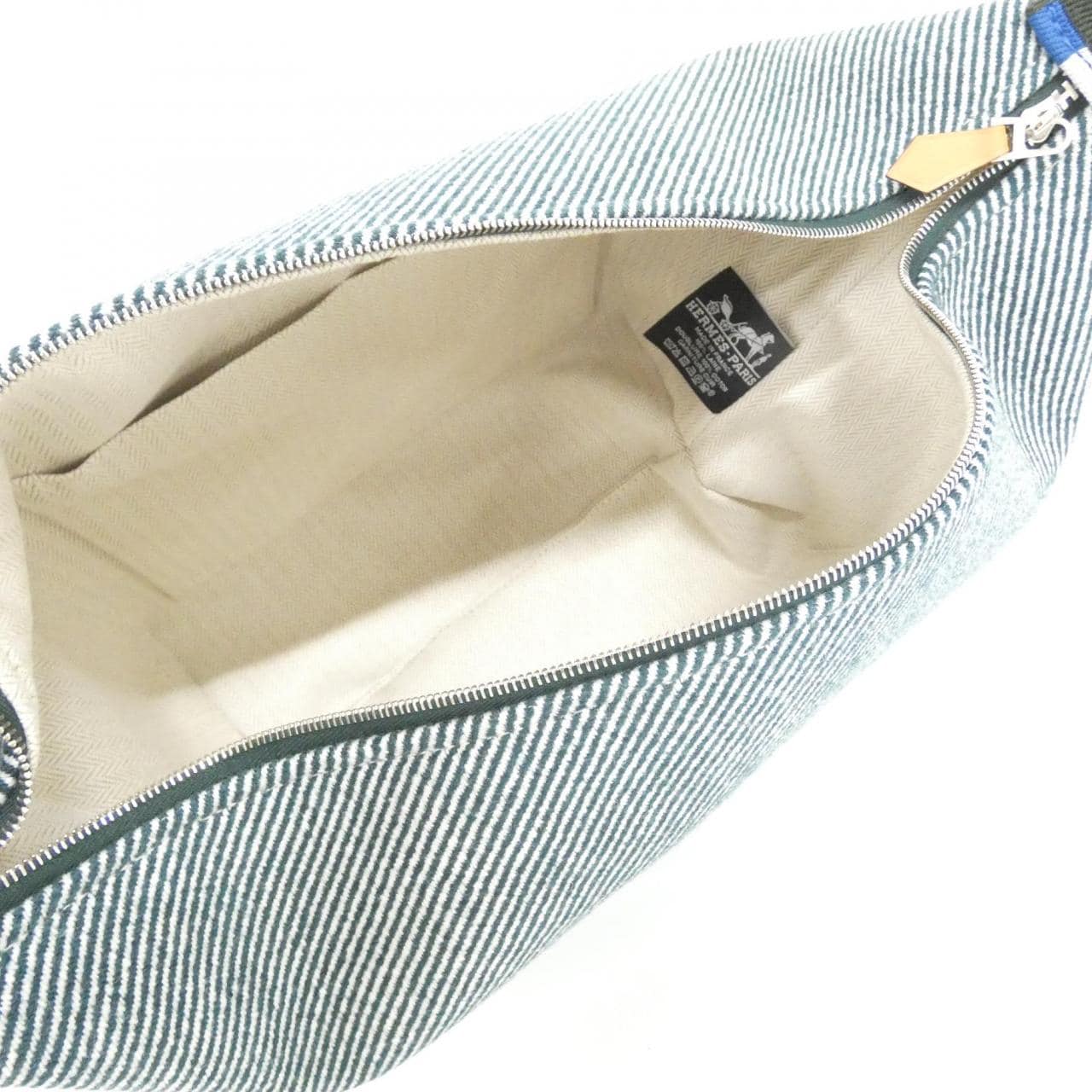 【未使用品】エルメス AU CARRE ブリッド ア ブラック GM 103803M ポーチ