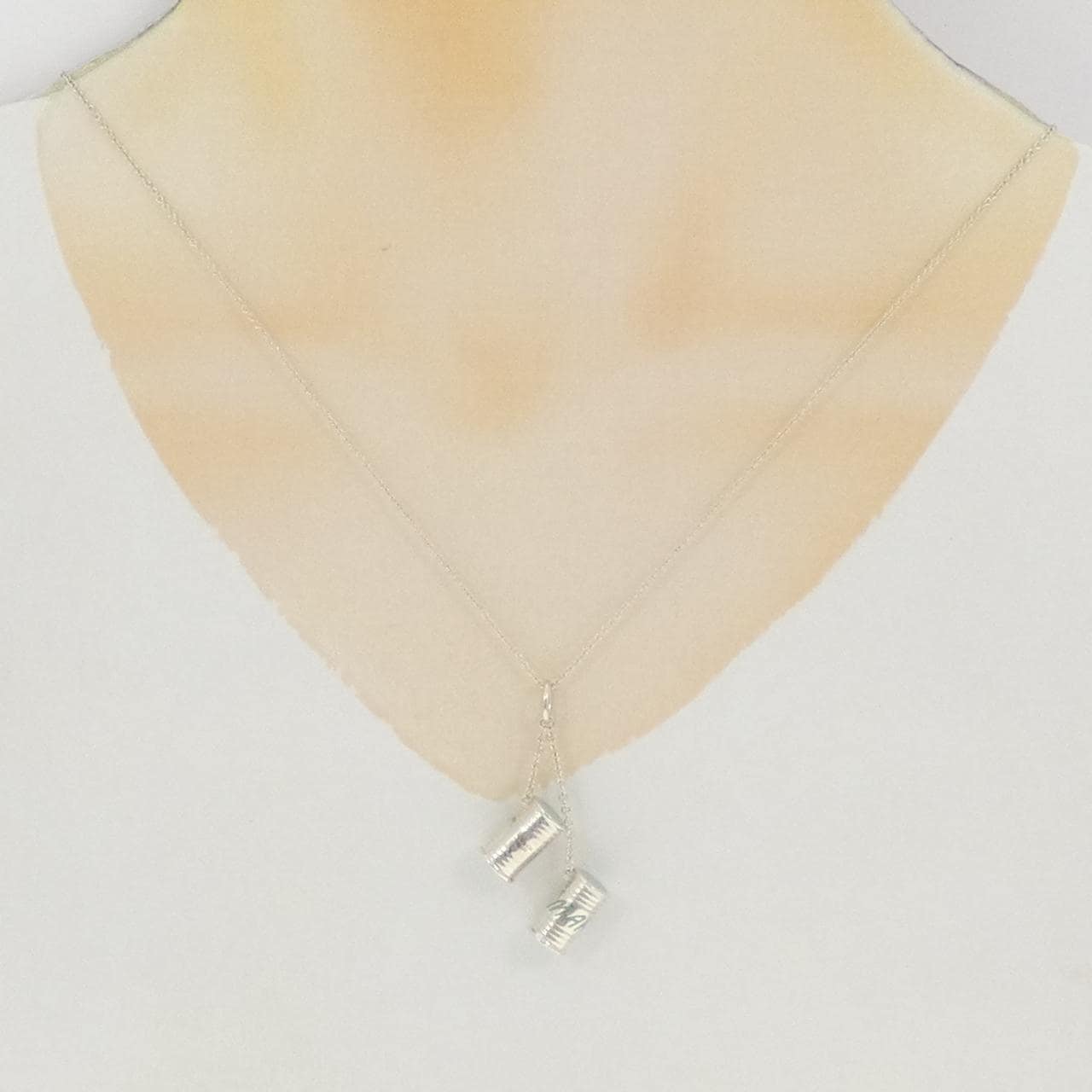 ティファニー 樹脂 ネックレス