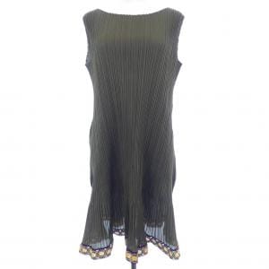 プリーツプリーズ PLEATS PLEASE 2017 HEM EMBROIDERY PP73-JK574 7562073 ワンピース