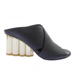 サルヴァトーレフェラガモ SALVATORE FERRAGAMO サンダル