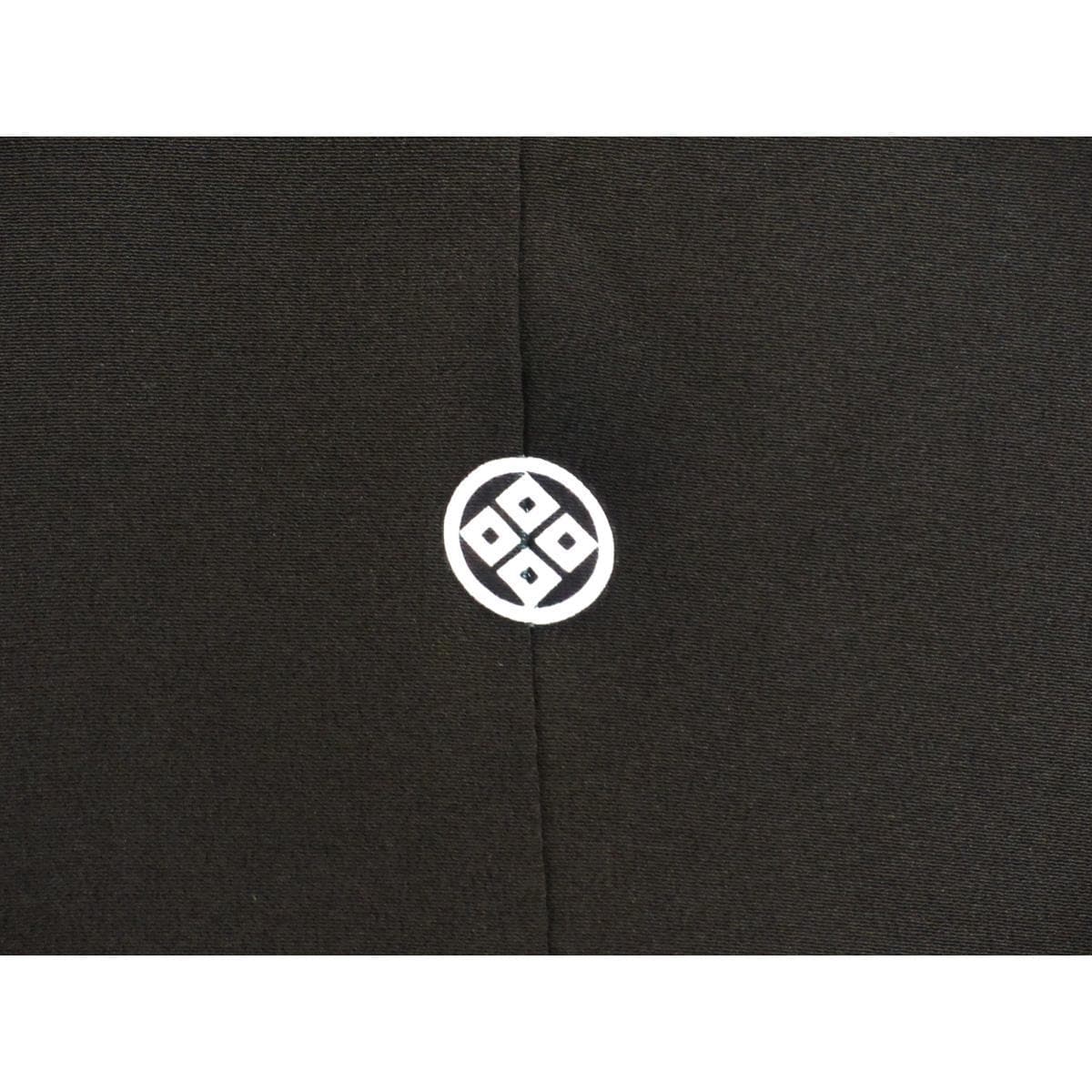 留袖　【大彦】野口彦太郎　丸に変り十三割　角立四ツ目