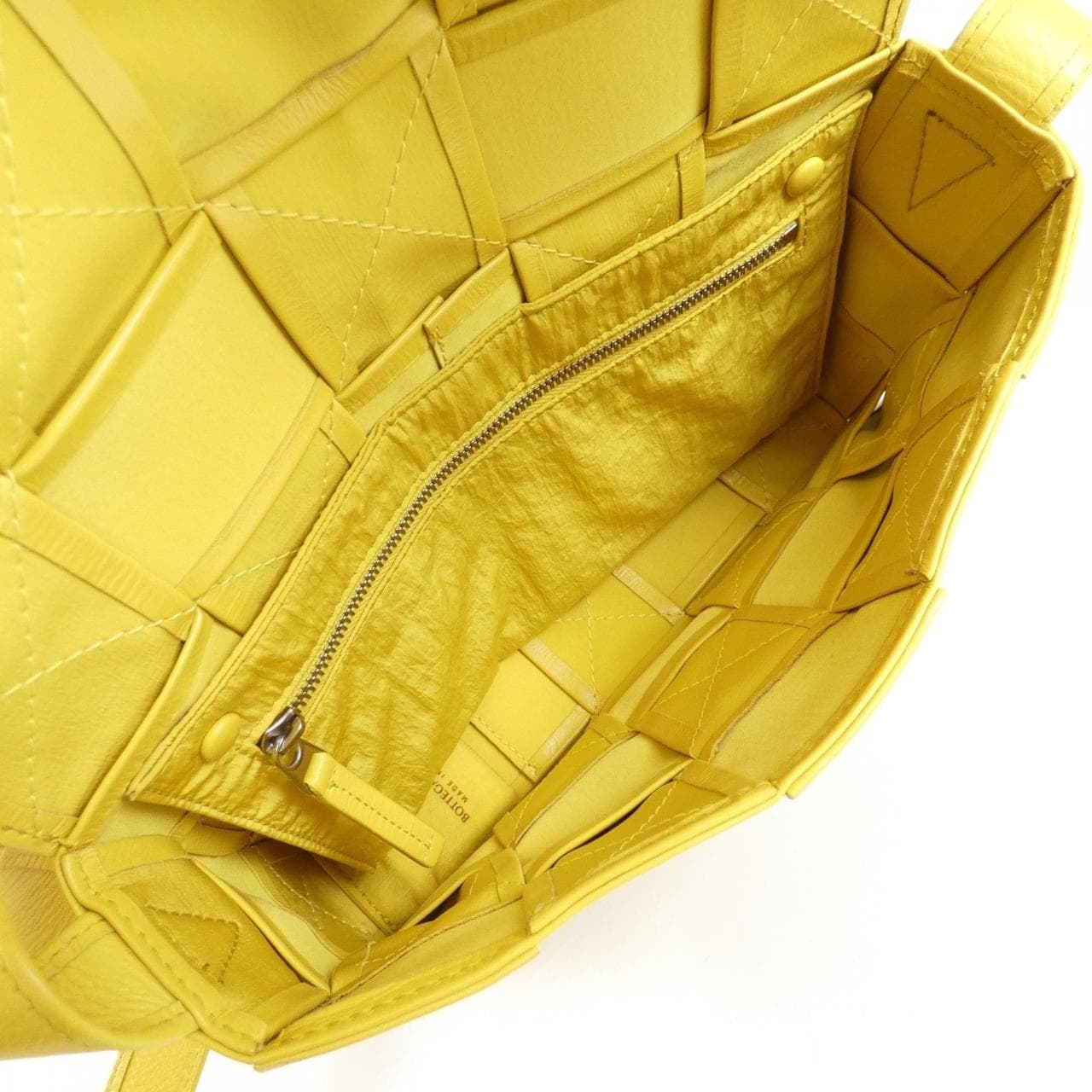 BOTTEGA VENETA 667298 VCQ71 單肩包