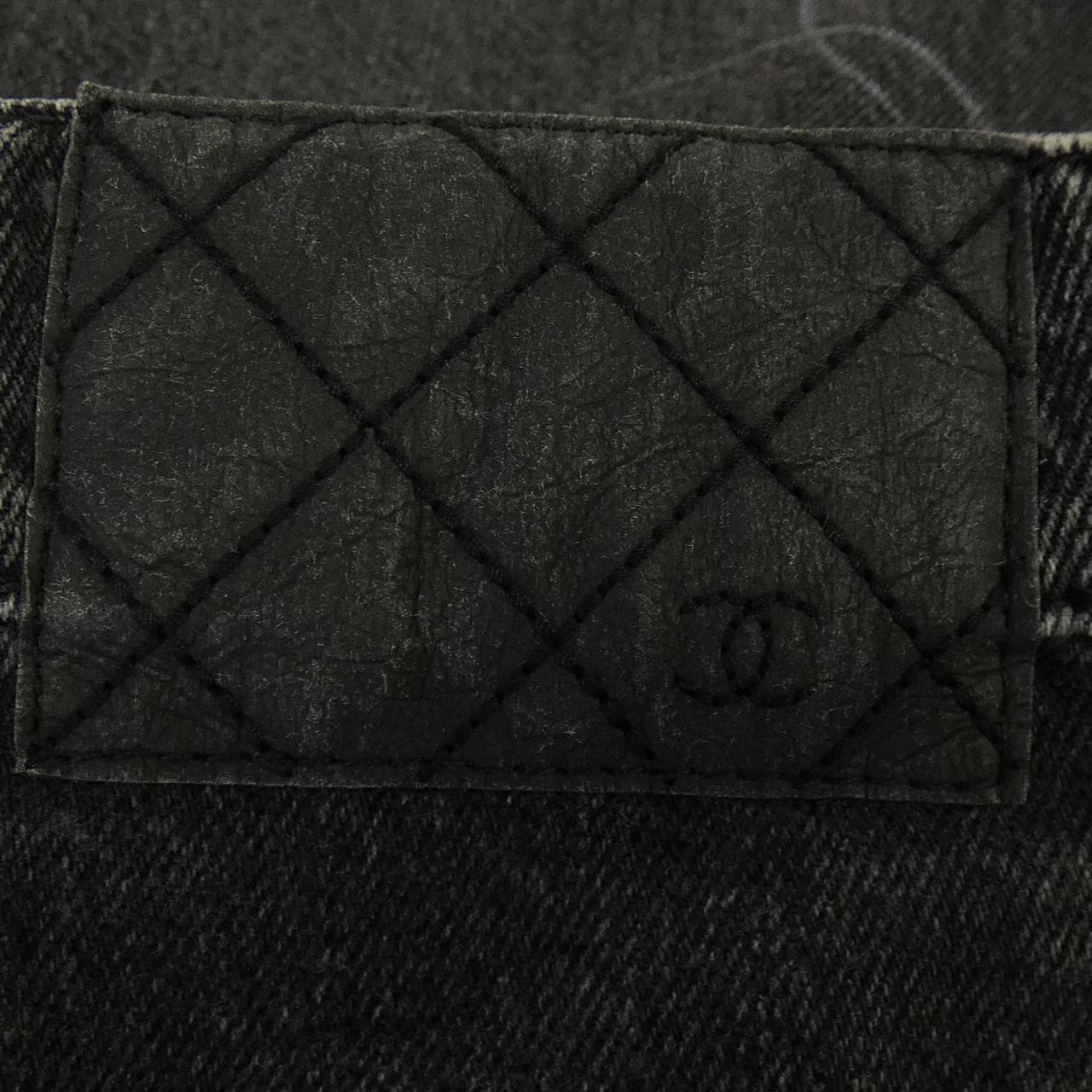 シャネル CHANEL P64936V61005 ジーンズ