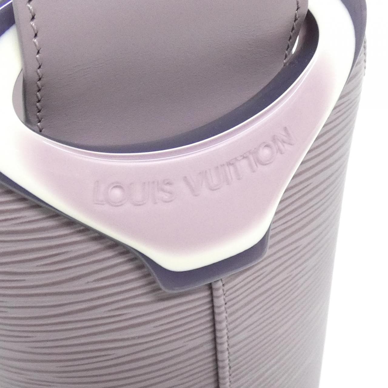 ルイヴィトン エピ ヴェルソー M5281B ショルダーバッグ