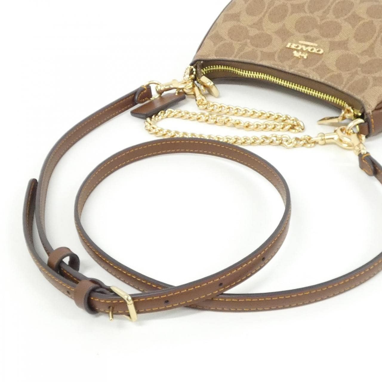 【新品】コーチ CW323 ショルダーバッグ