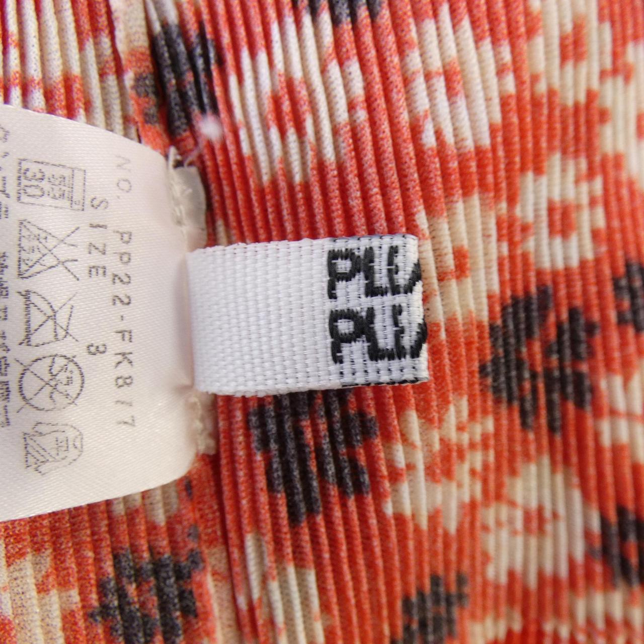 プリーツプリーズ PLEATS PLEASE PP22-FK877 トップス