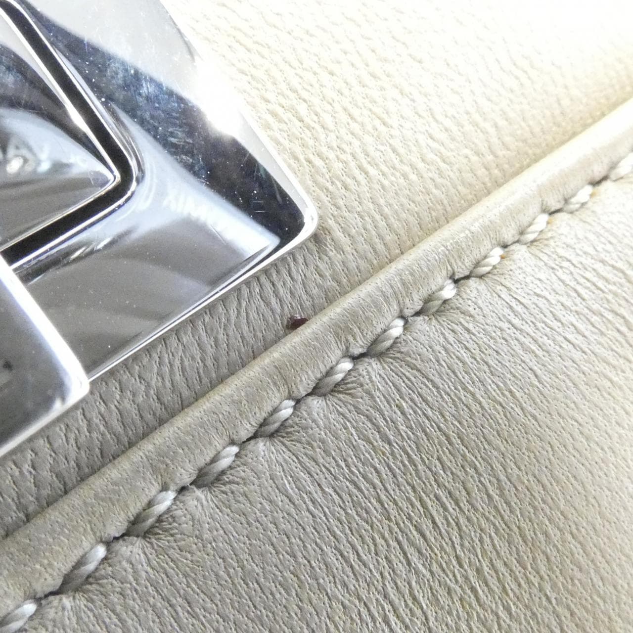 フェンディ ピーカブー ミニ 8BN244 K4P バッグ