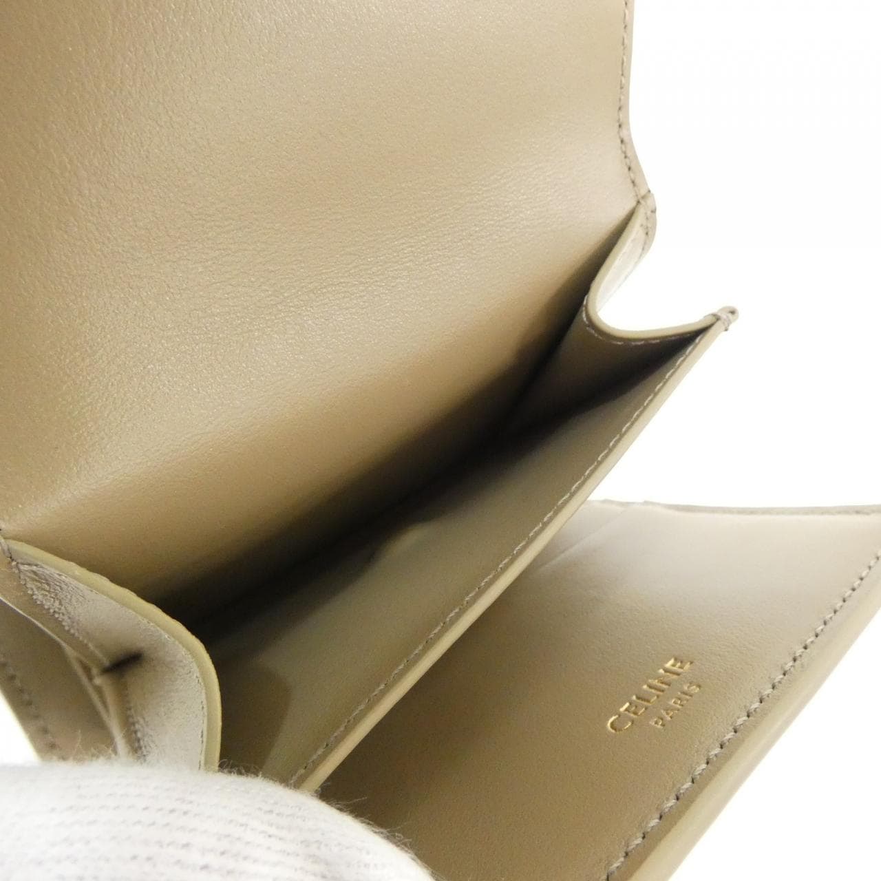 セリーヌ スモール ウォレット 16 10F523CQ7 財布