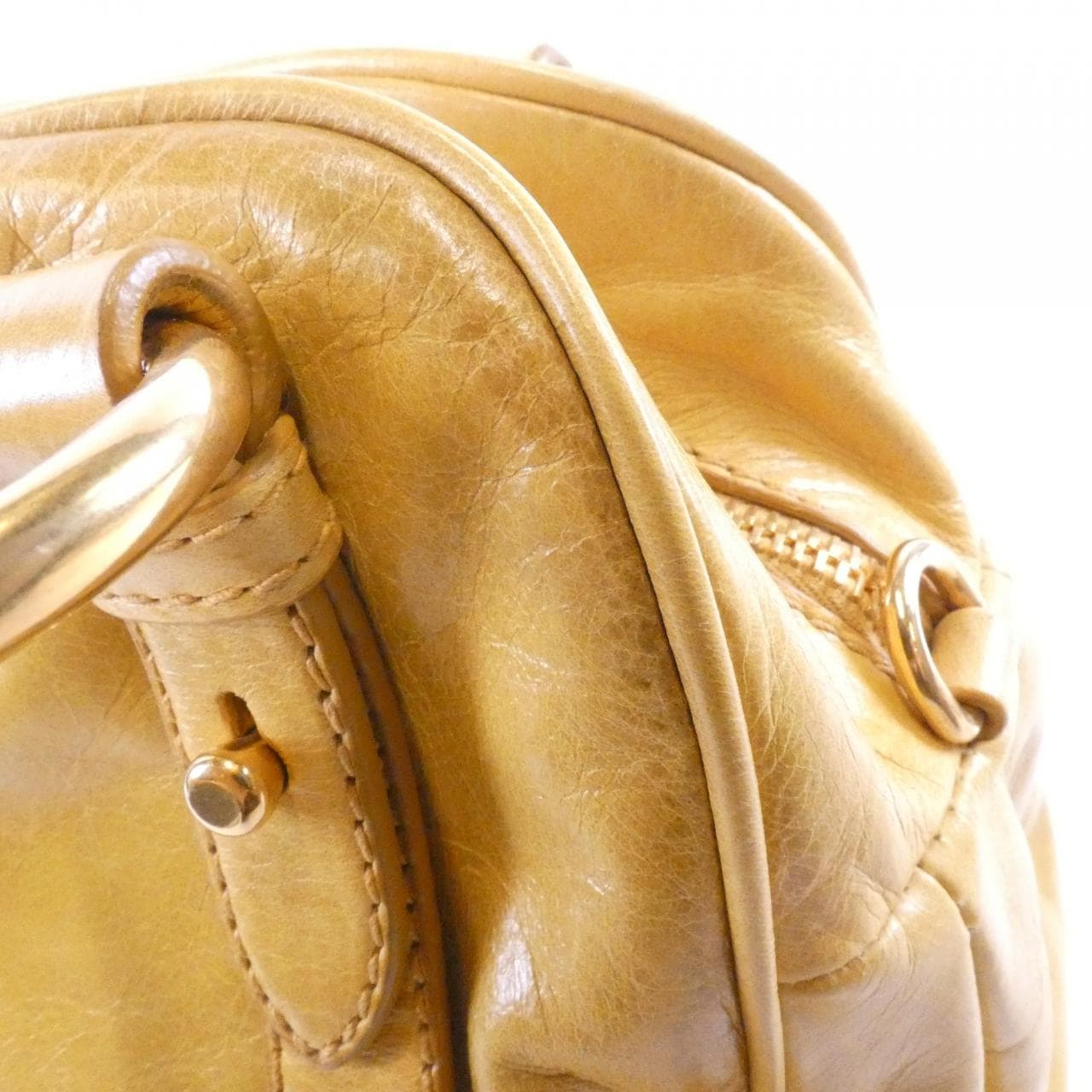 ミュウミュウ RN0768 ショルダーバッグ