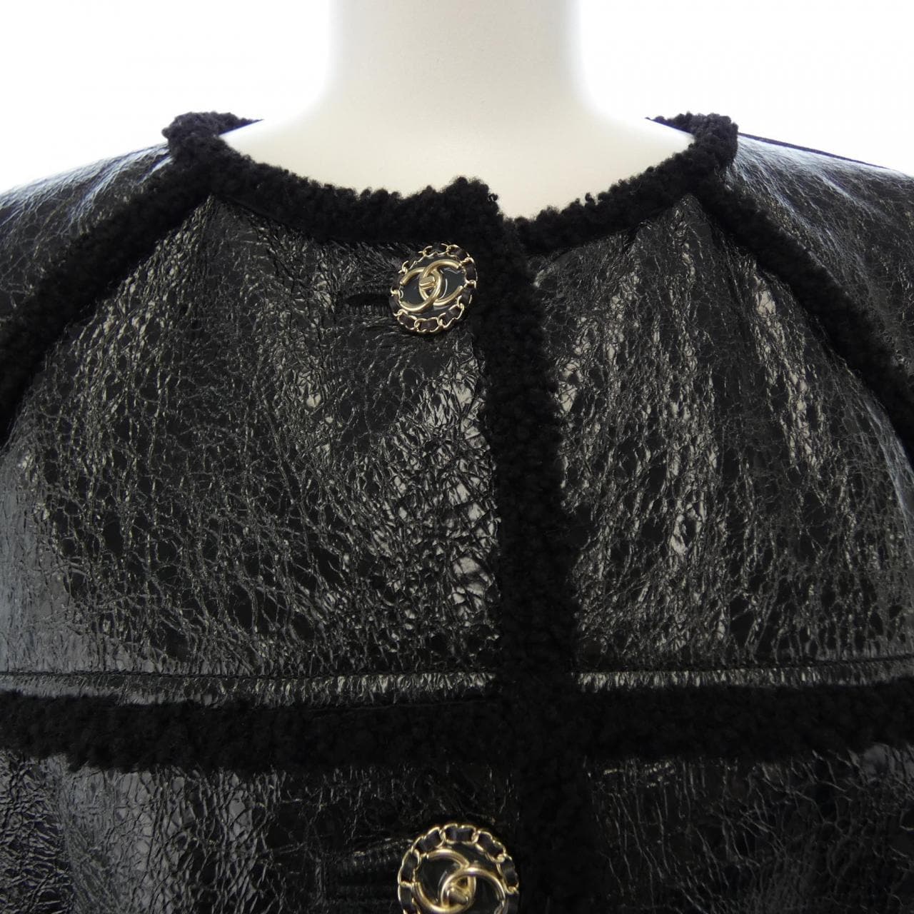 シャネル CHANEL P59999C00362 ムートンジャケット