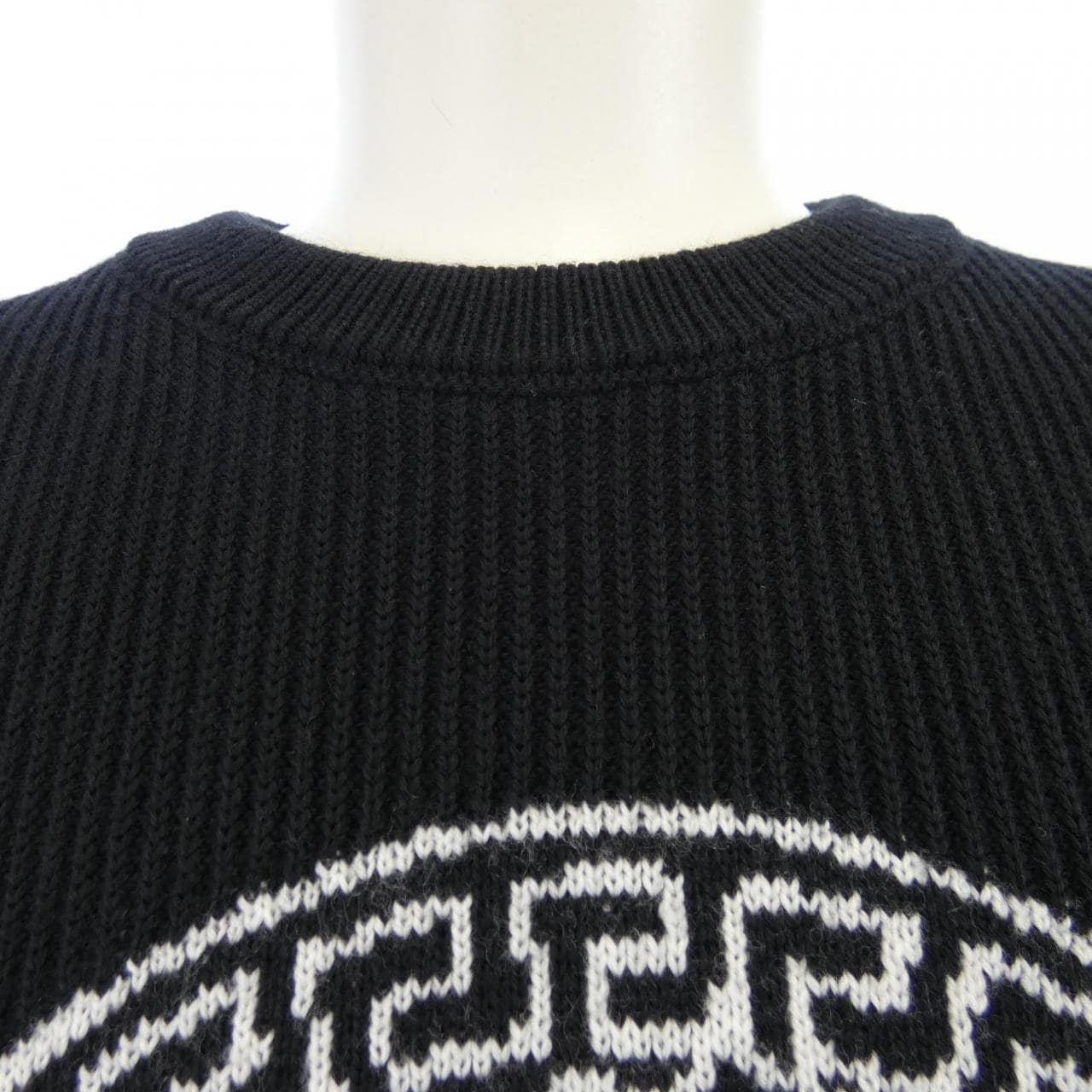 VERSACE knit