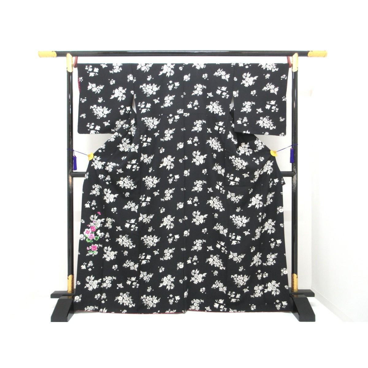 訪問着　松田聖子　友禅加工刺繍入り