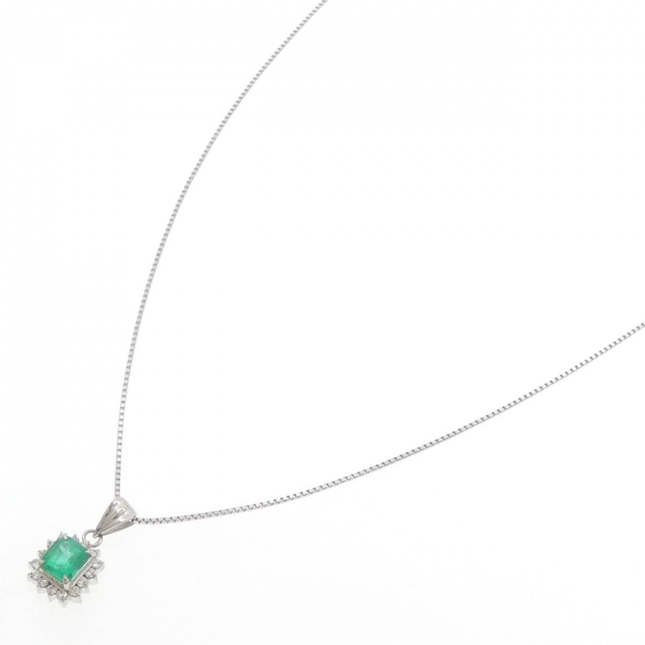 PT900/PT850 エメラルド ネックレス 0.69CT