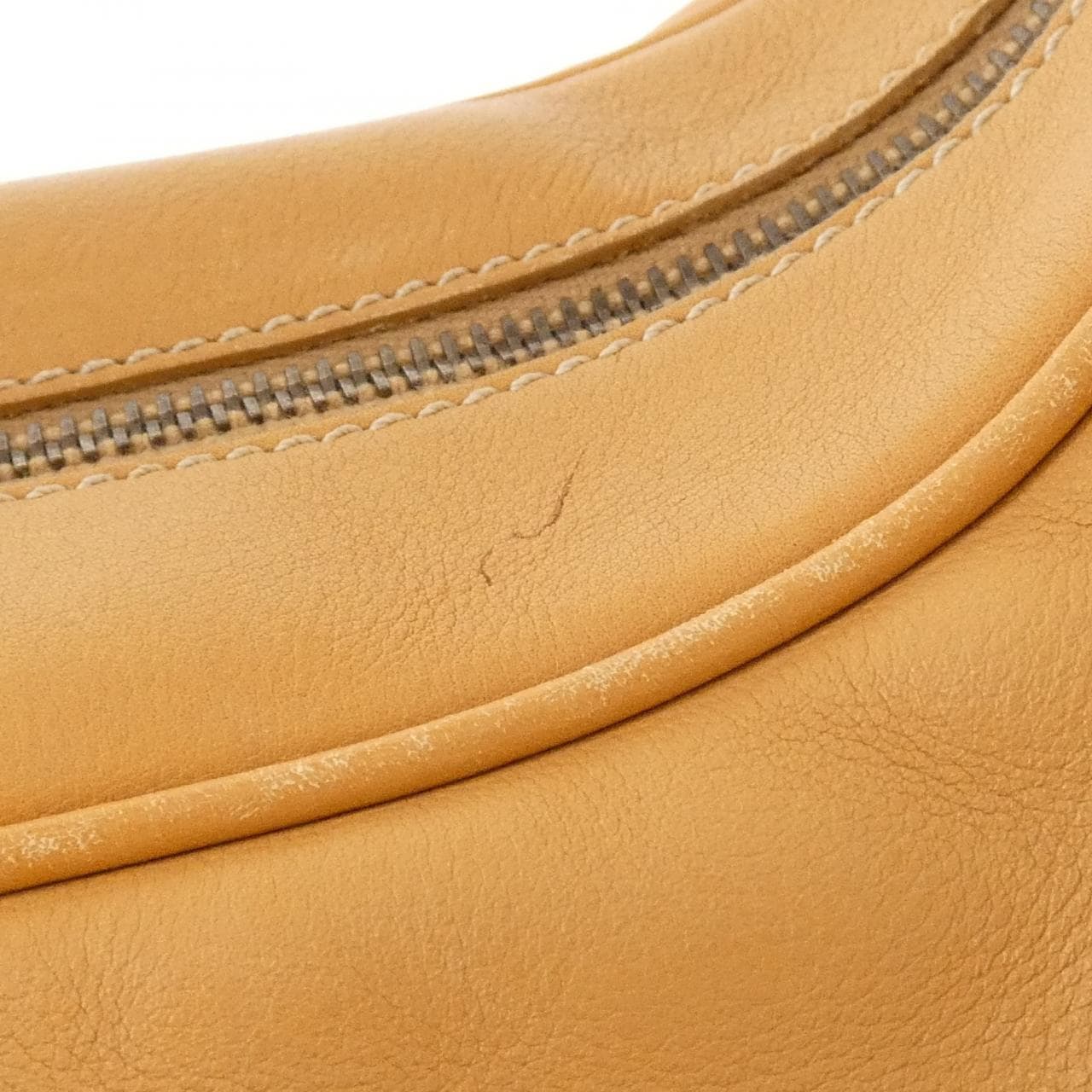 トッズ ショルダーバッグ