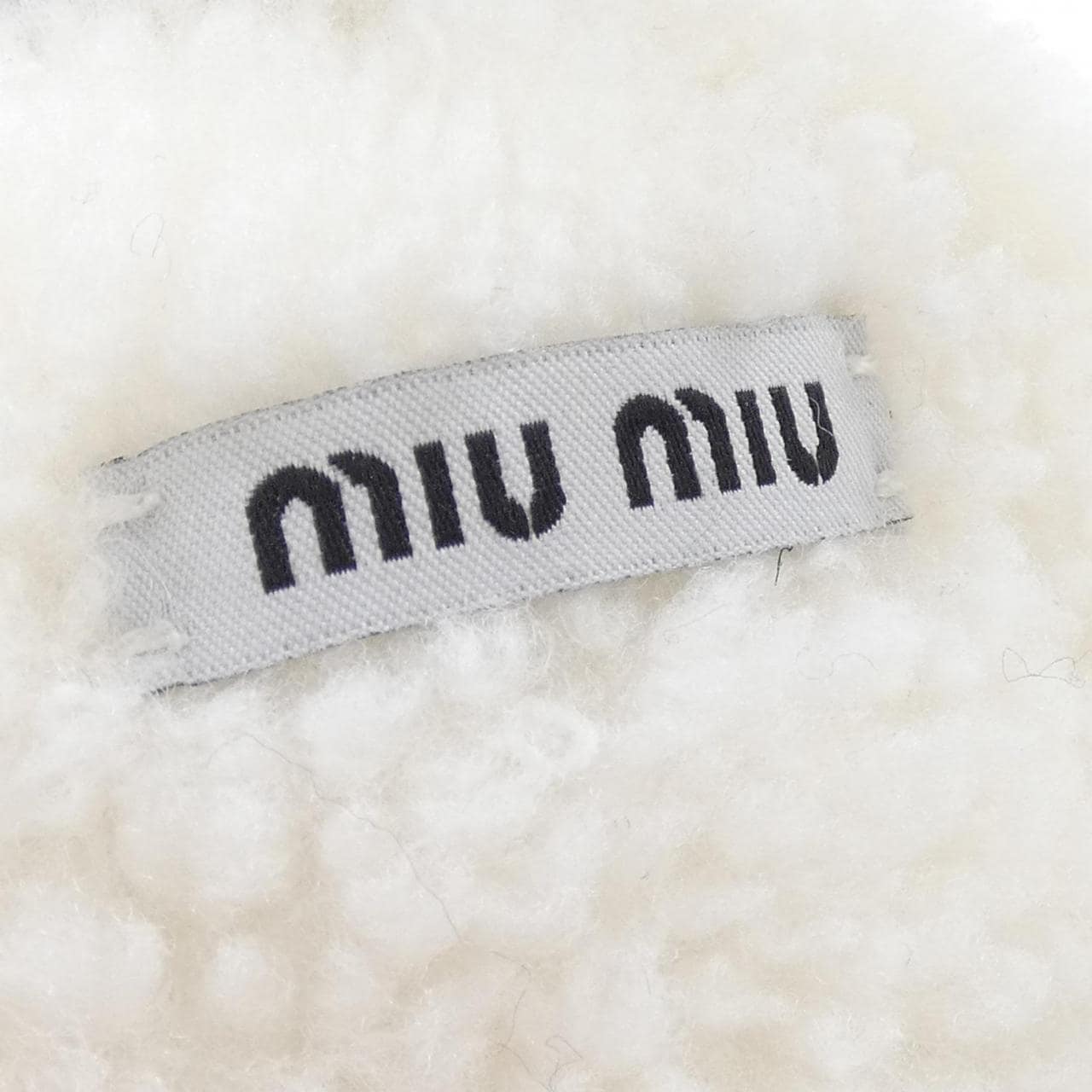 ミュウミュウ MIU MIU 5HP605 2CTT イヤーマフ