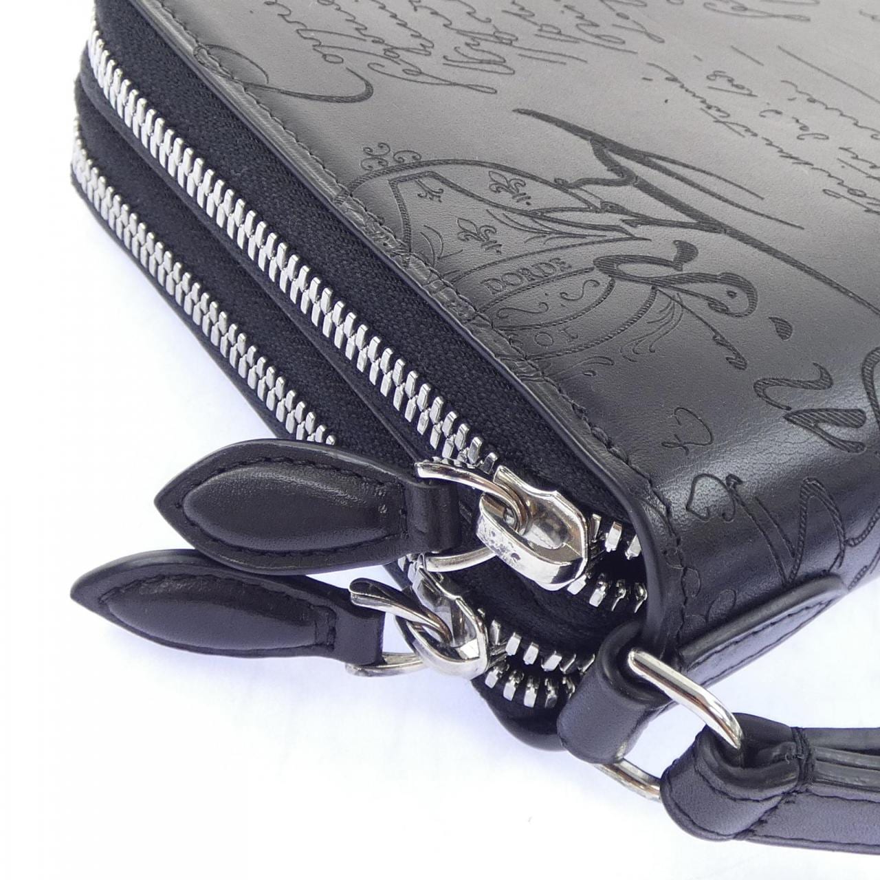 ベルルッティ Berluti タリスクリットレザーロングジップ WALLET