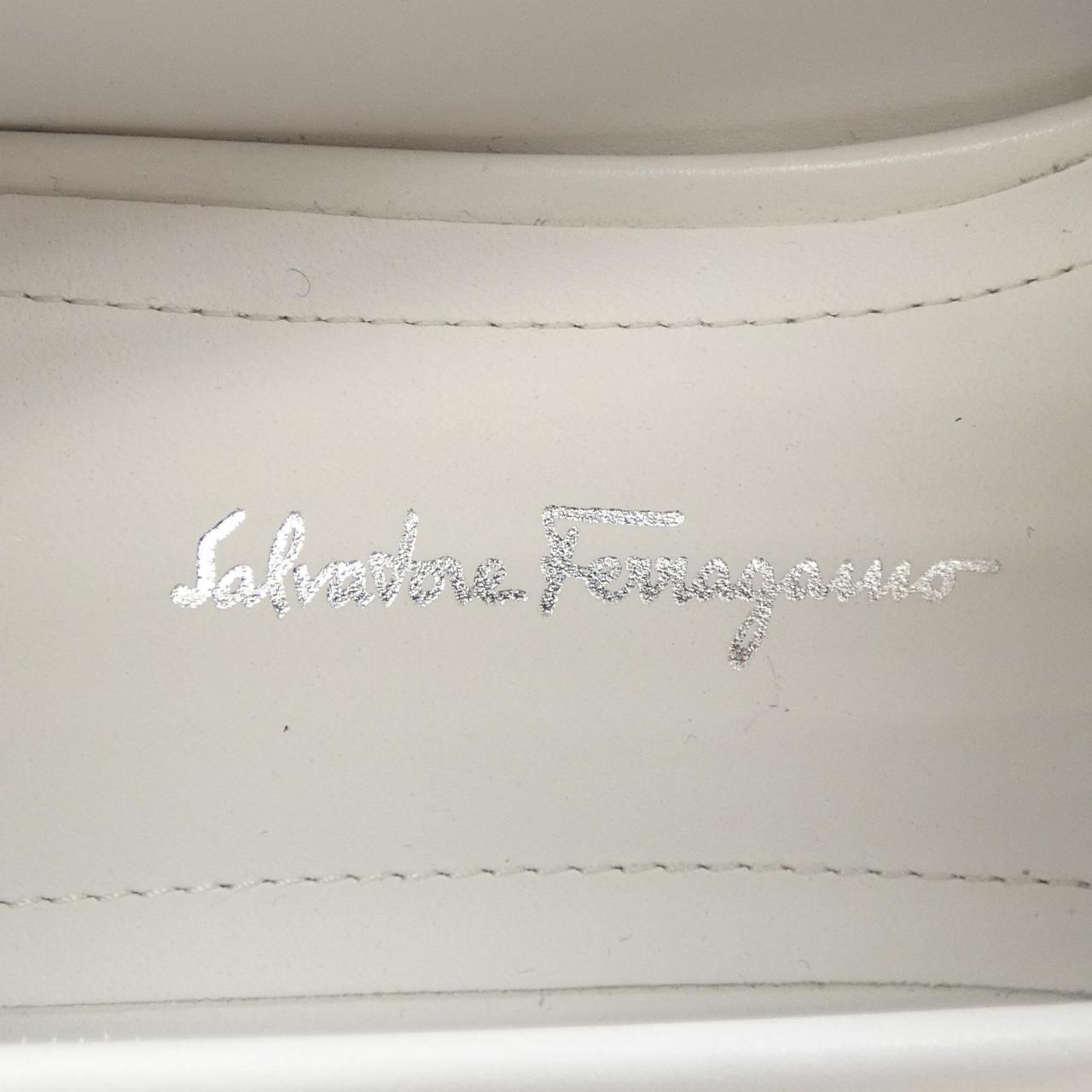 薩爾瓦多·菲拉格慕 (SALVATORE FERRAGAMO) 鞋履