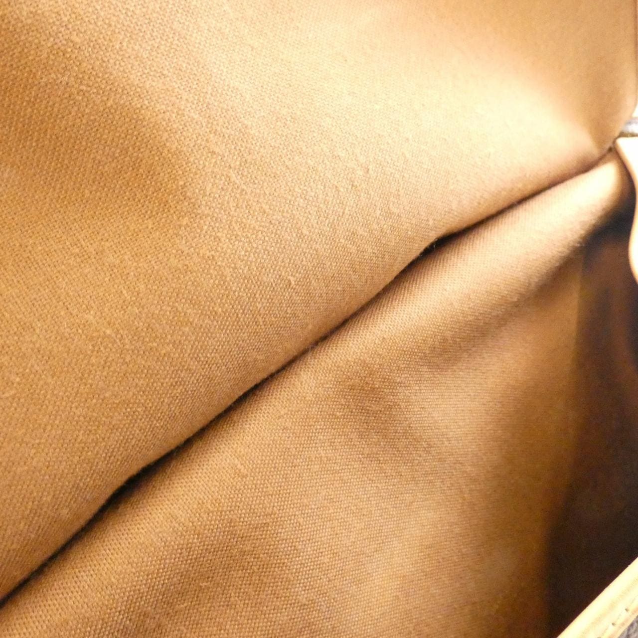 ルイヴィトン モノグラム ソミュール 30cm M42256 ショルダーバッグ