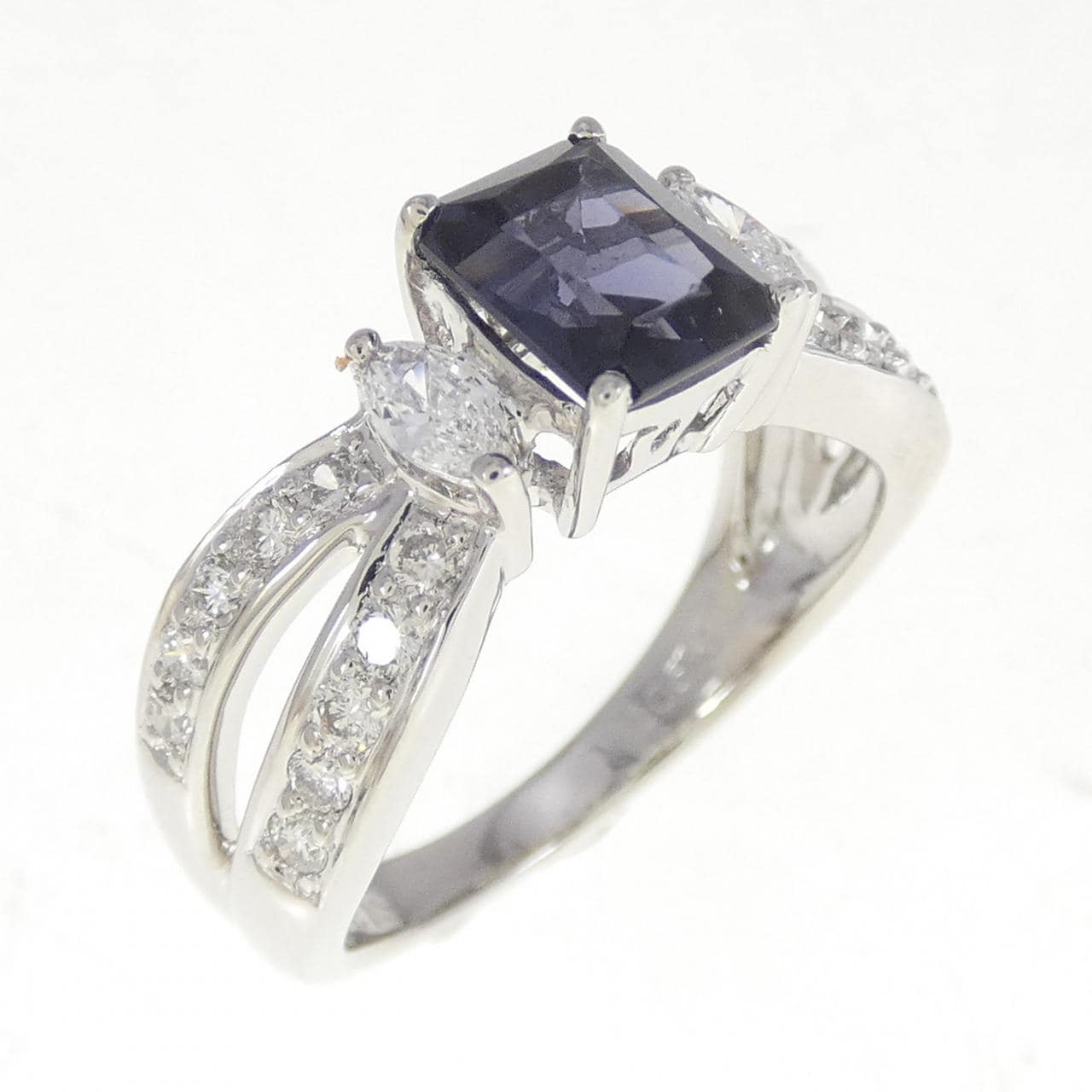 PT Spinel ring 1.23CT