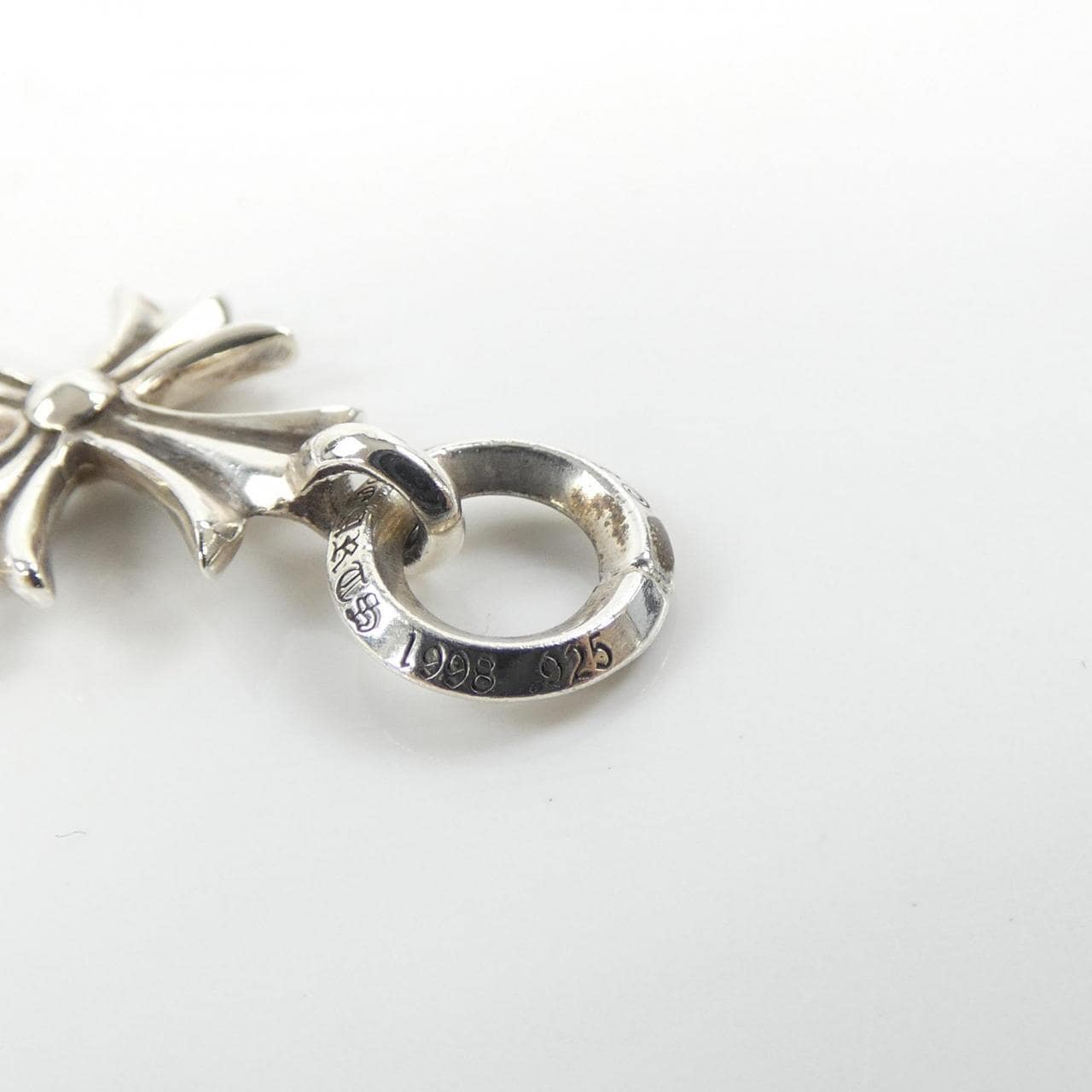 クロムハーツ CHROME HEARTS TINY CH CROSS 2352 304 0001 9100 ペンダント