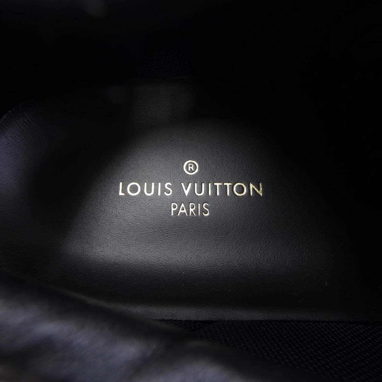 ルイヴィトン LOUIS VUITTON スニーカー