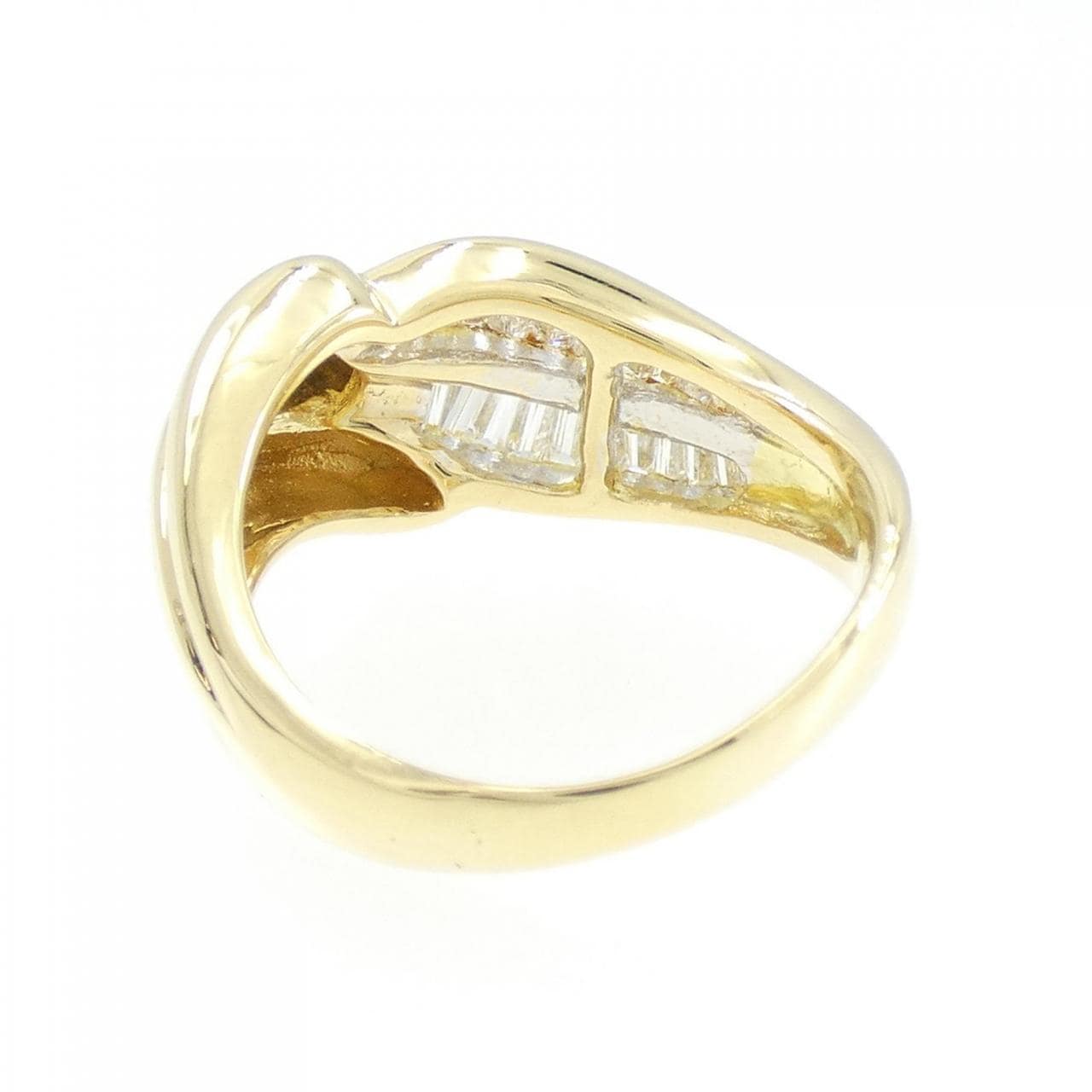 750YG ダイヤモンド リング 0.77CT